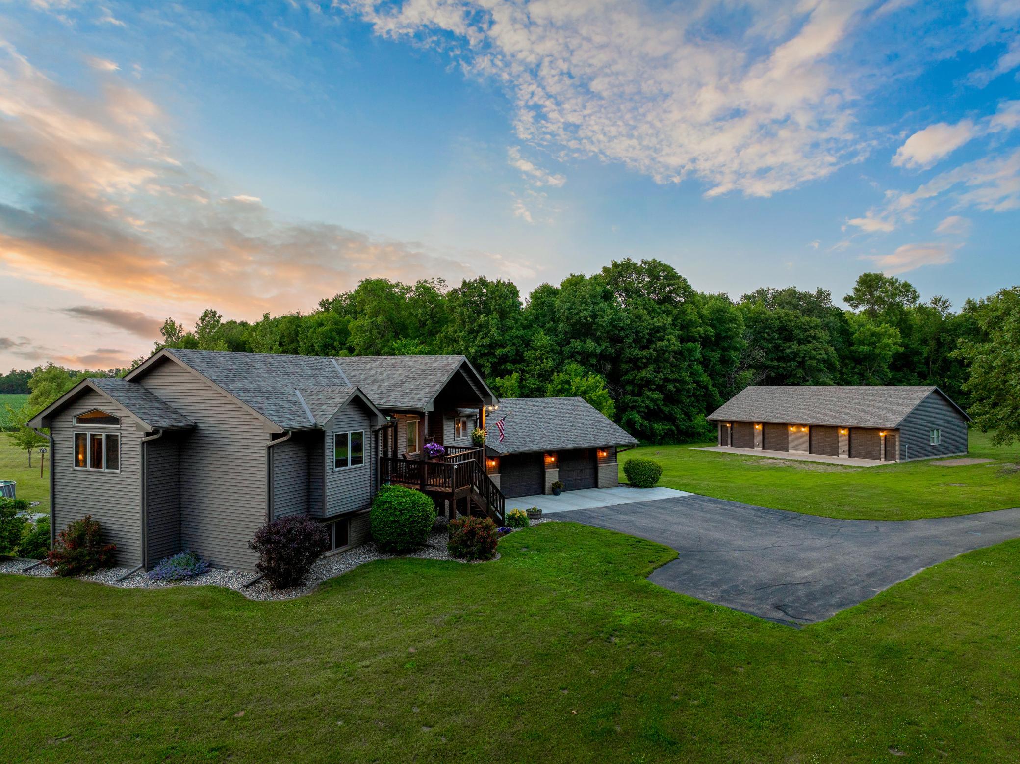main property photo 90