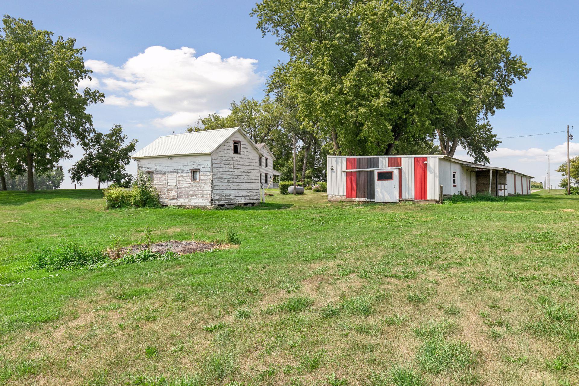 main property photo 41