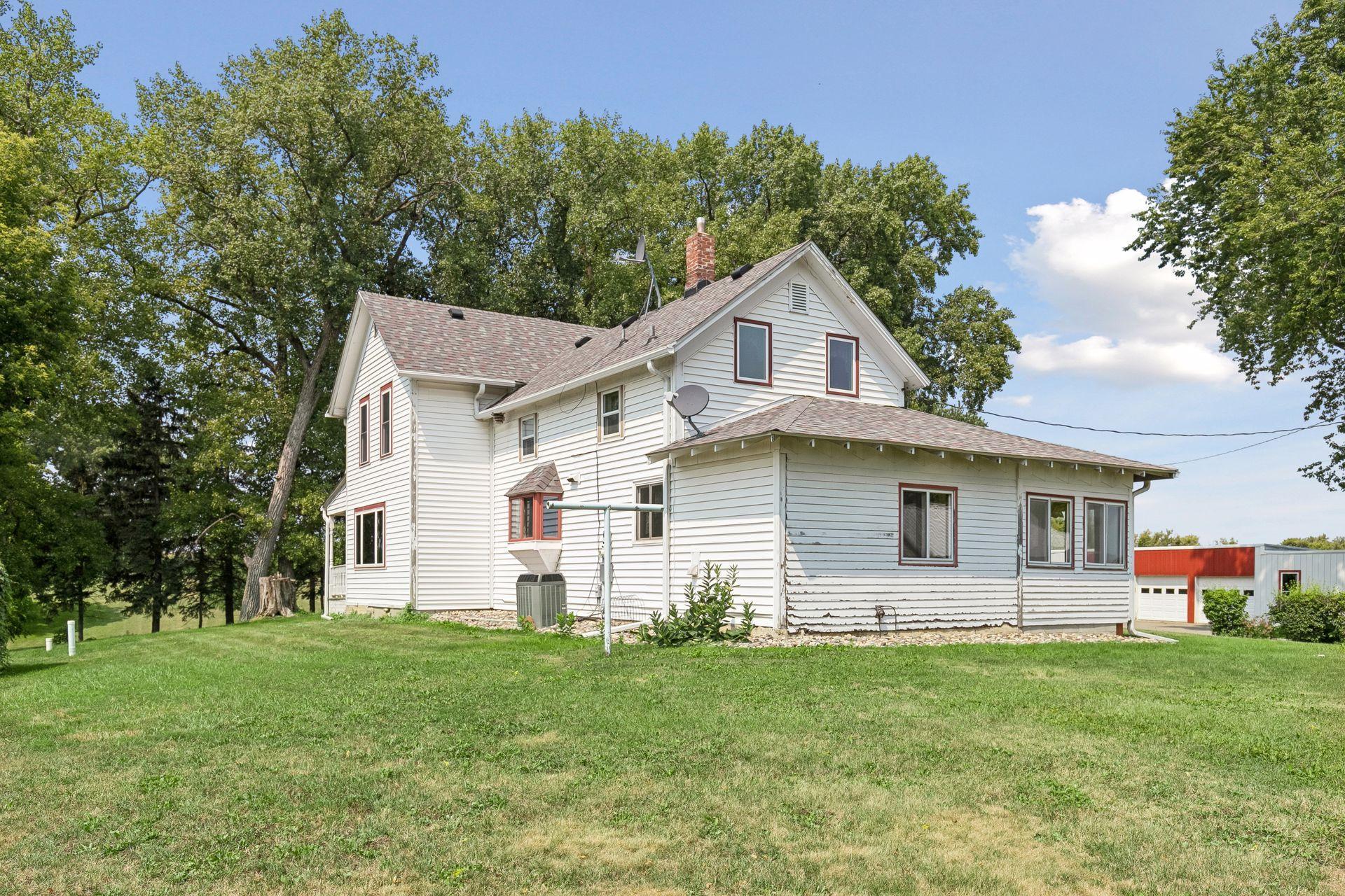 main property photo 45