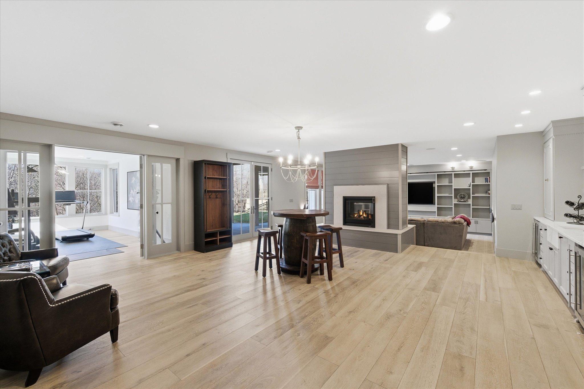 main property photo 78