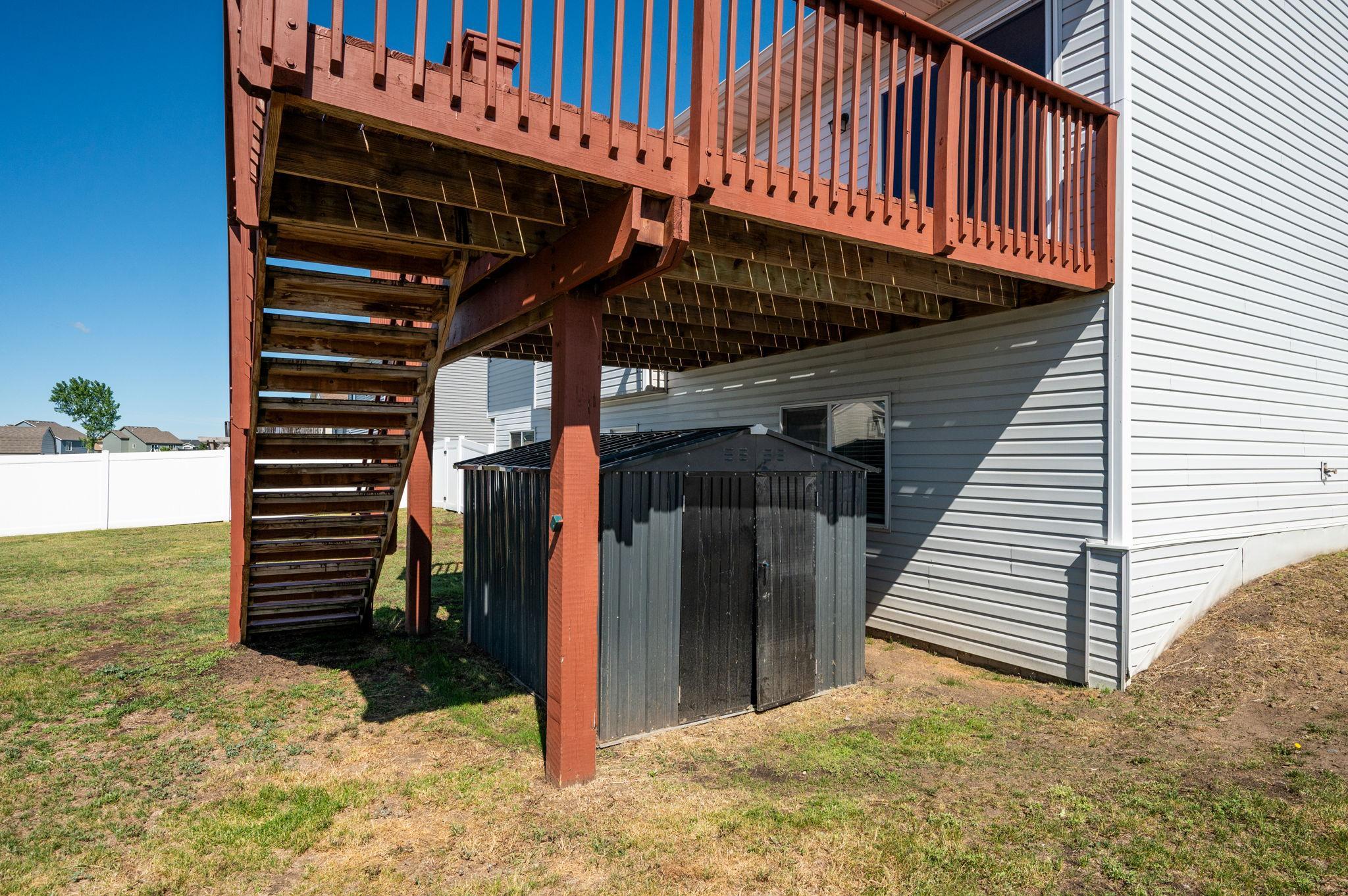 main property photo 28