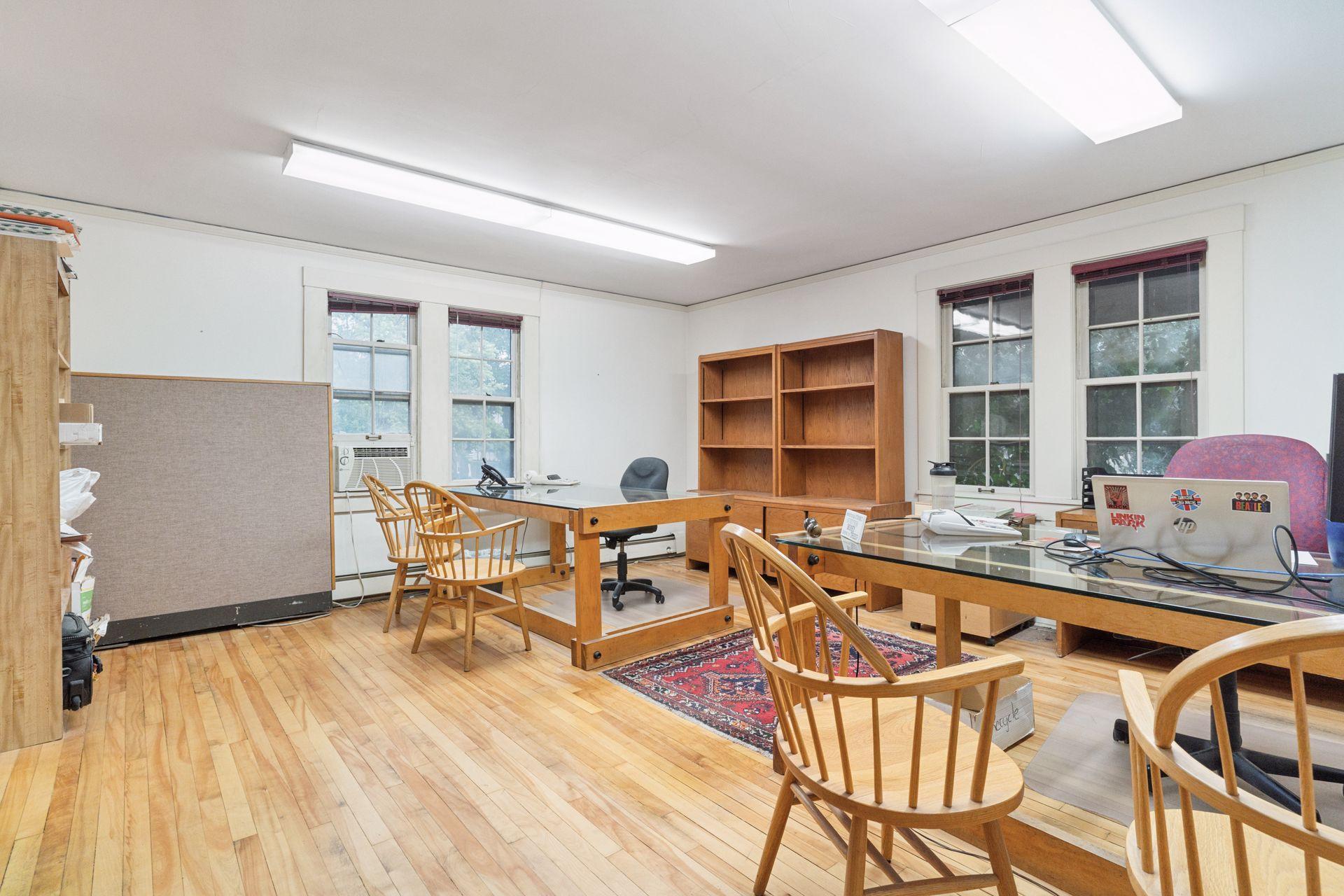 main property photo 32