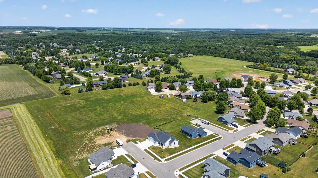 main property photo 50