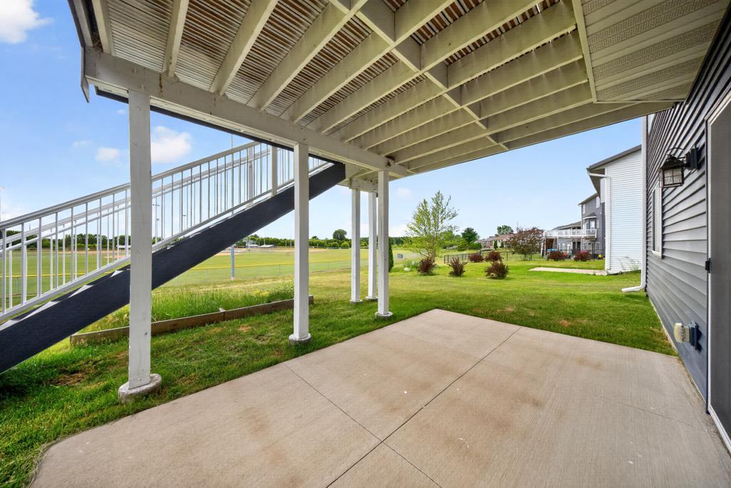 main property photo 49