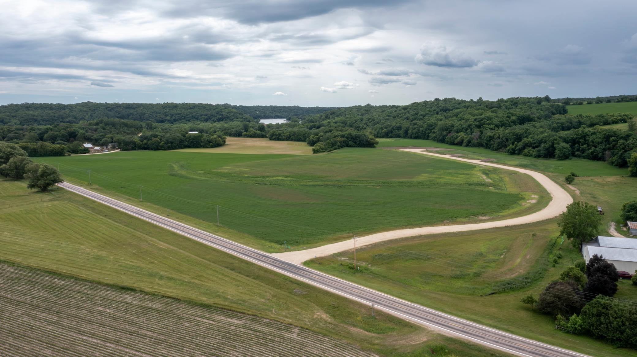 main property photo 18