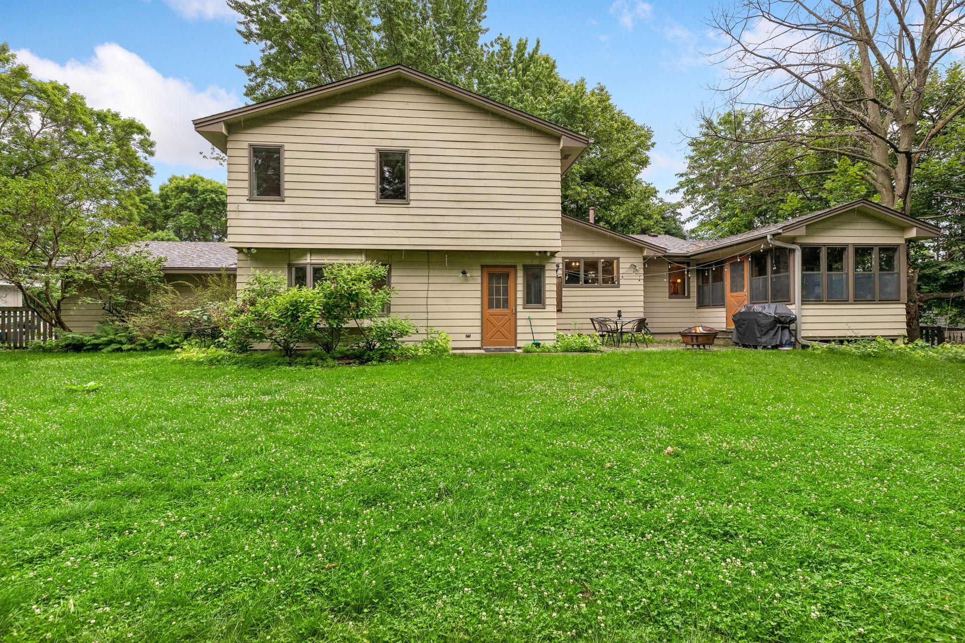 main property photo 33