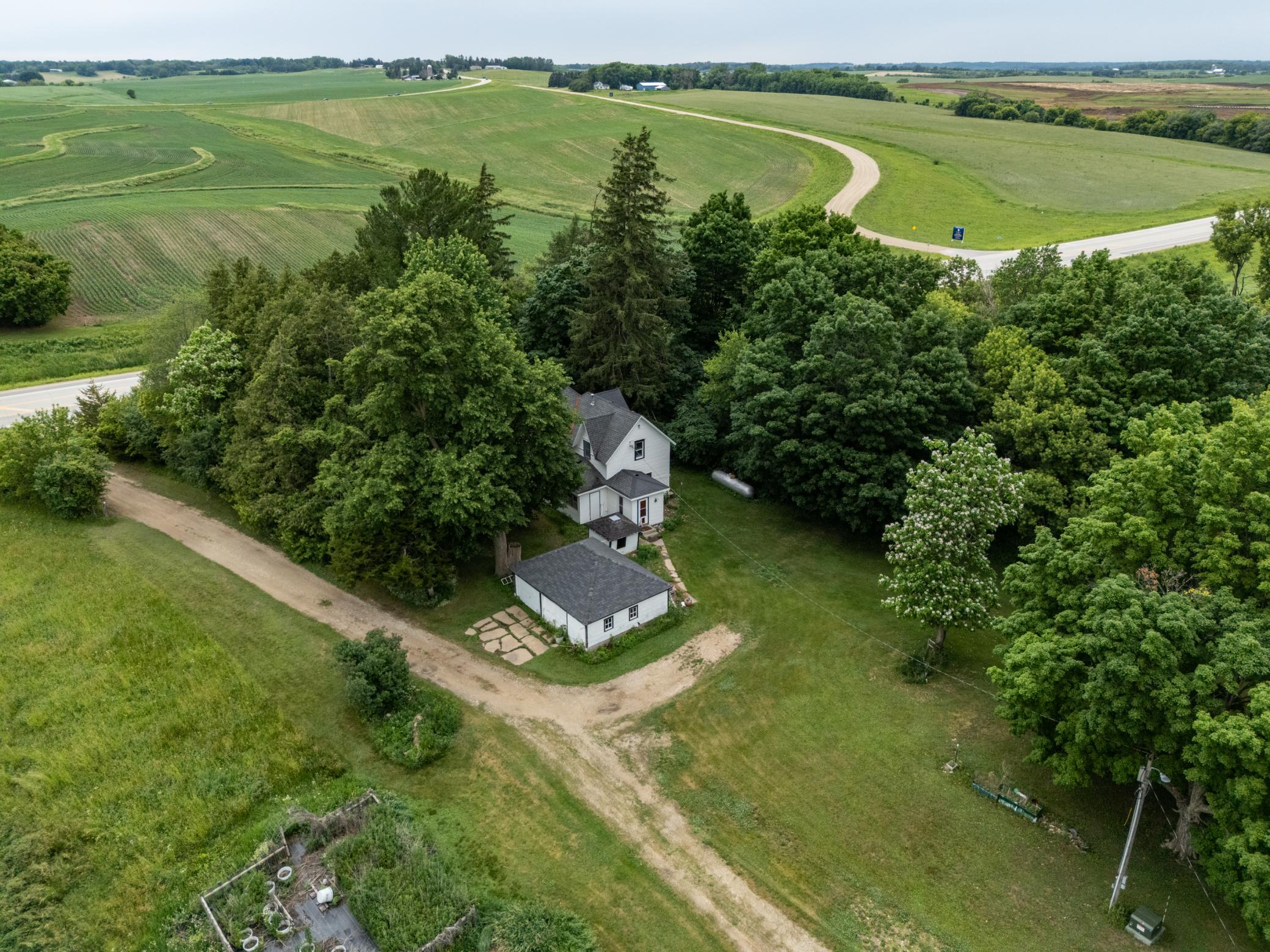 main property photo 35