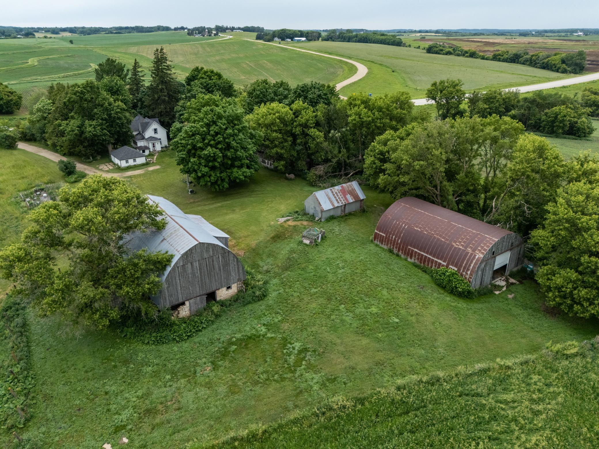 main property photo 37