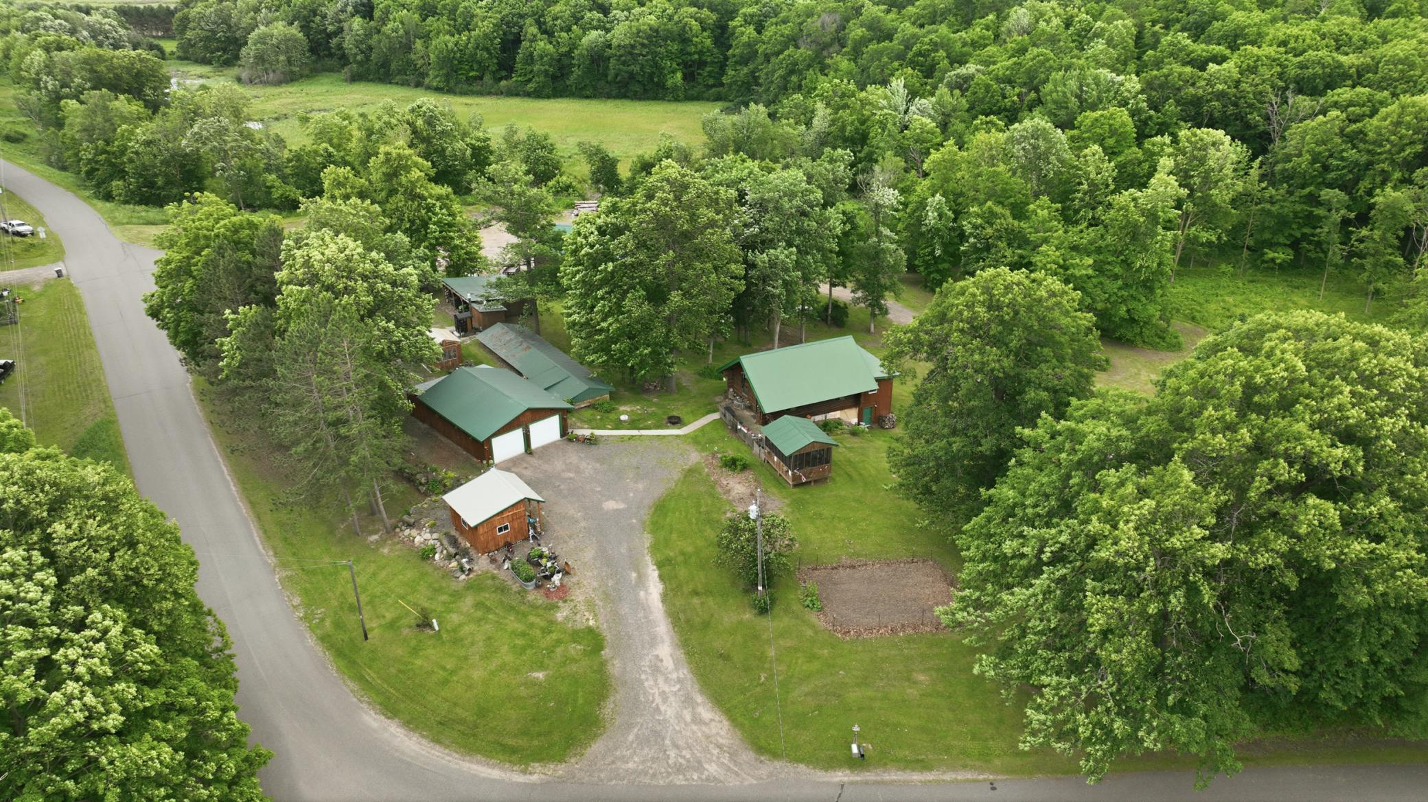 main property photo 38