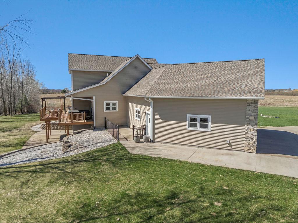 main property photo 59