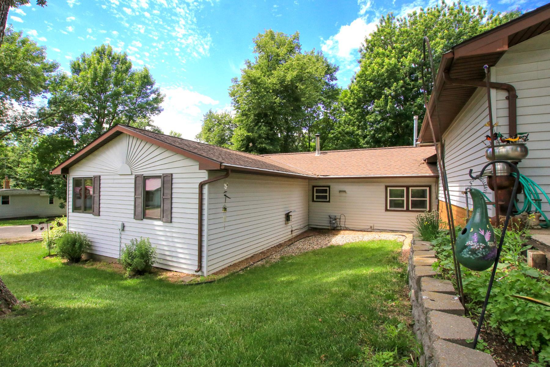 main property photo 19