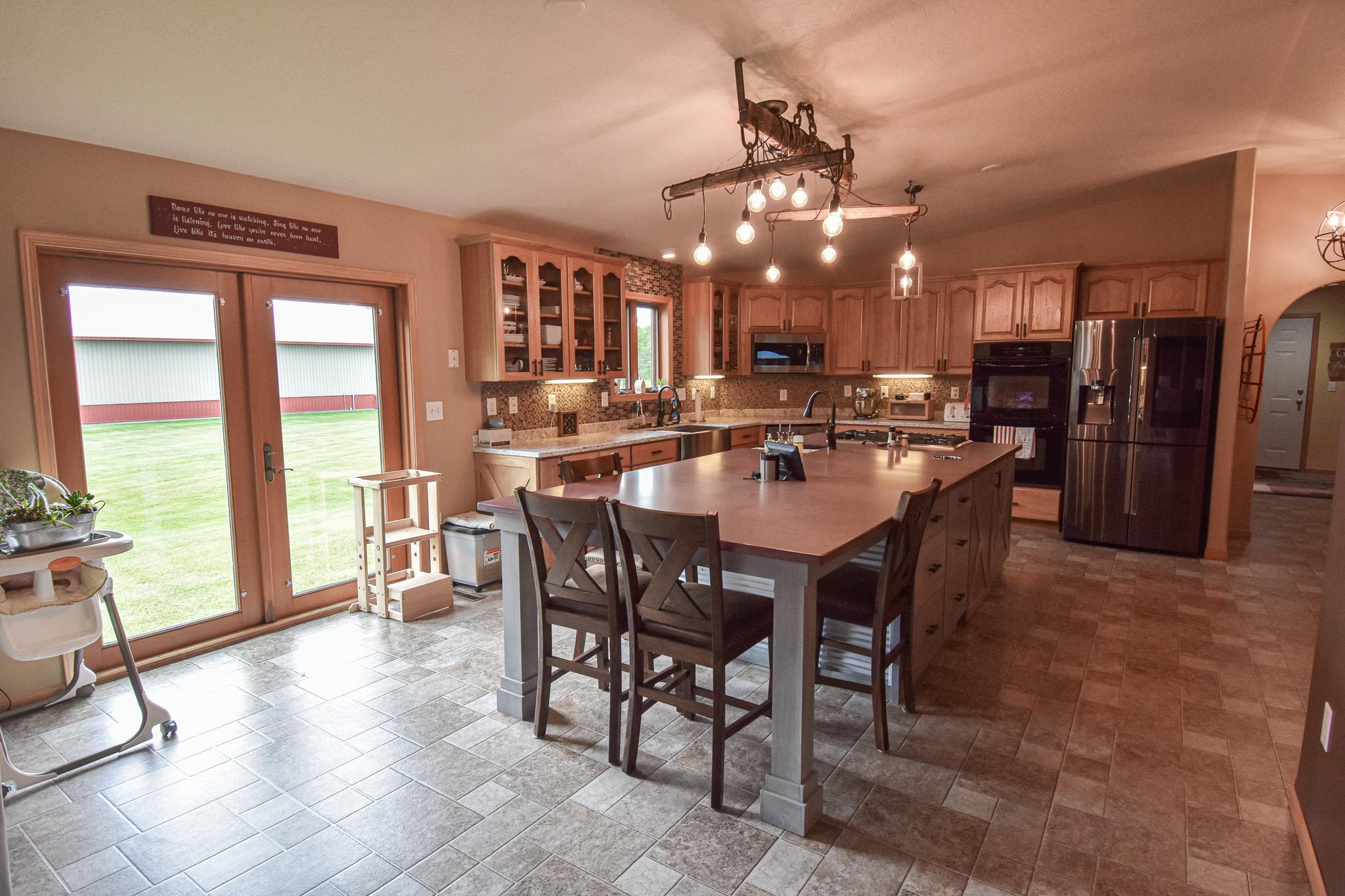 main property photo 17