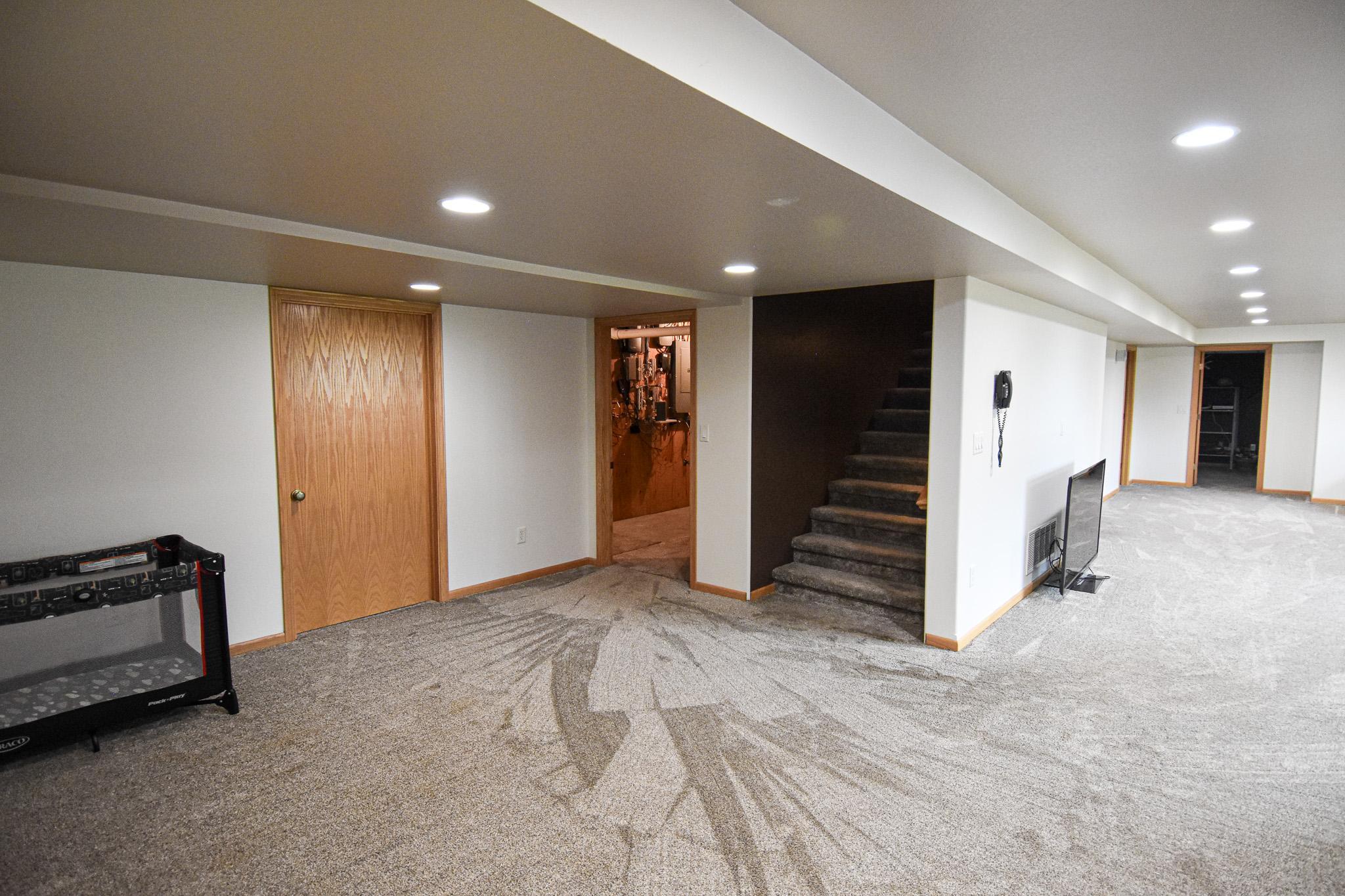 main property photo 68