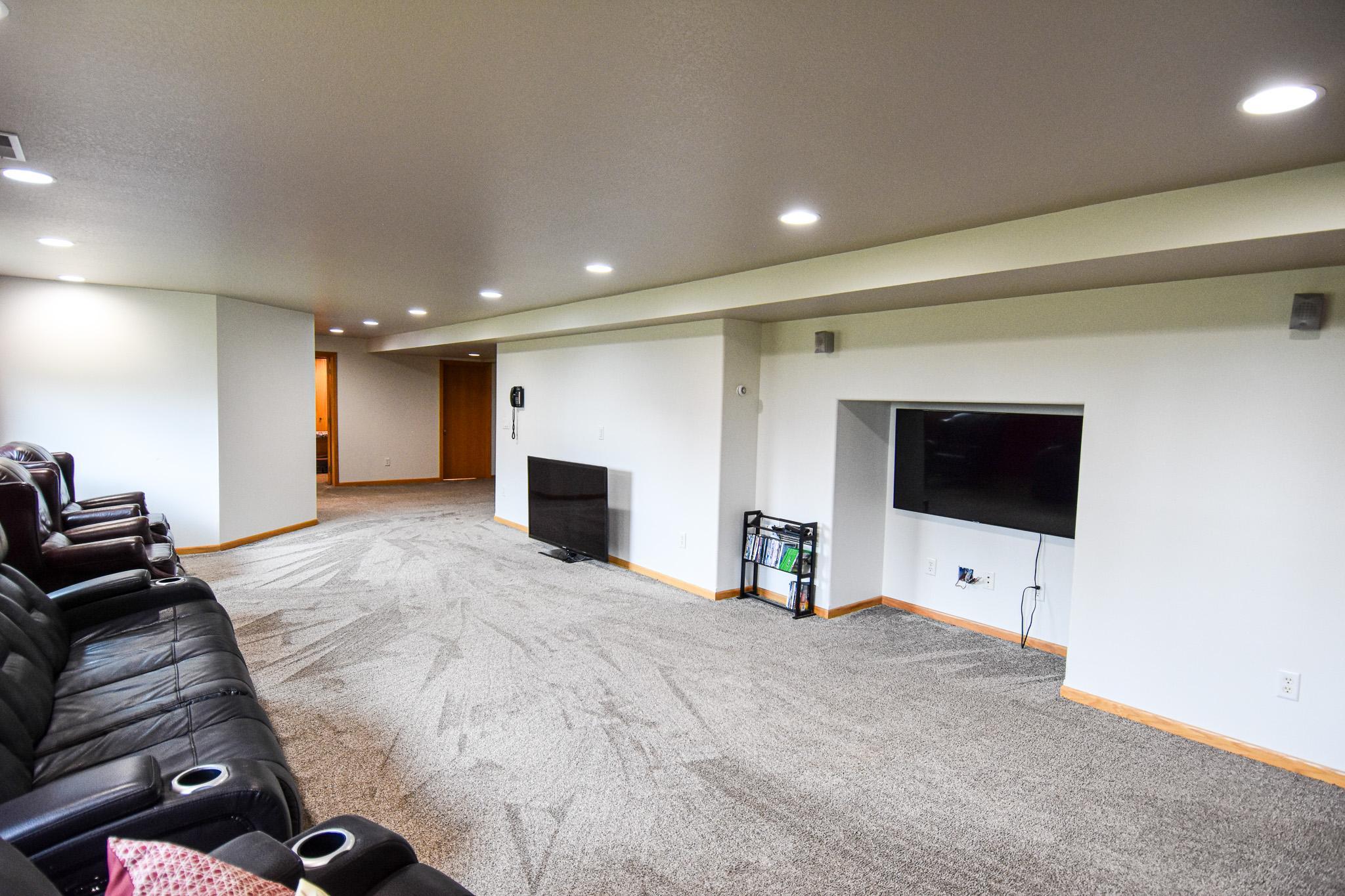 main property photo 71