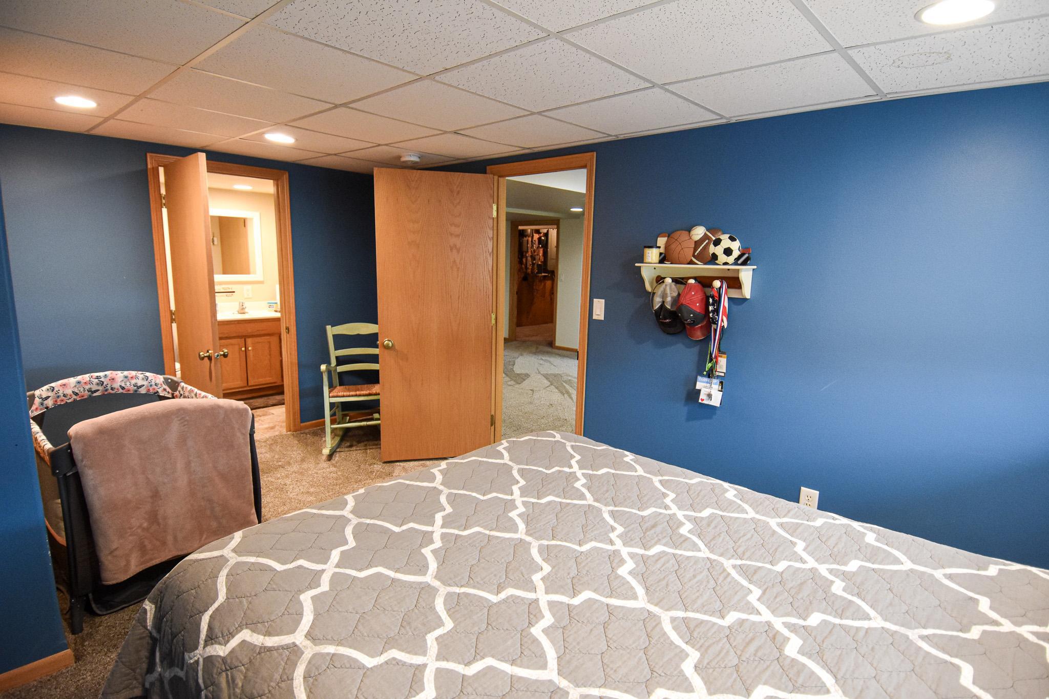 main property photo 79