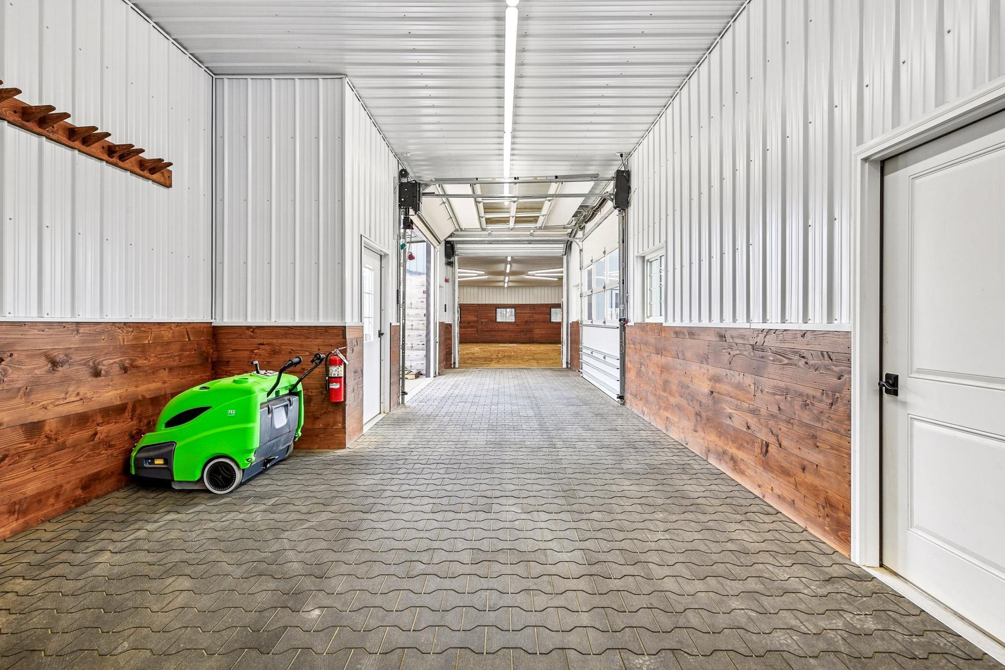 main property photo 43