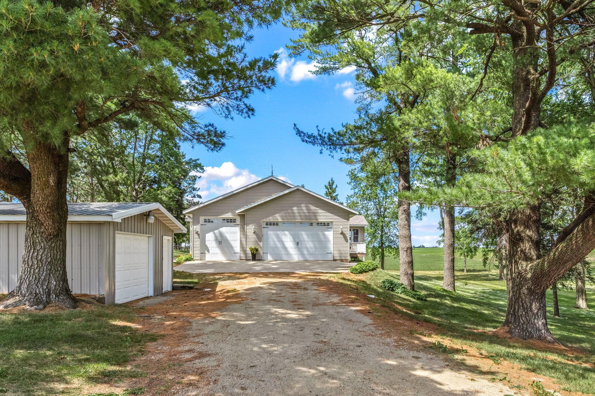 main property photo 51