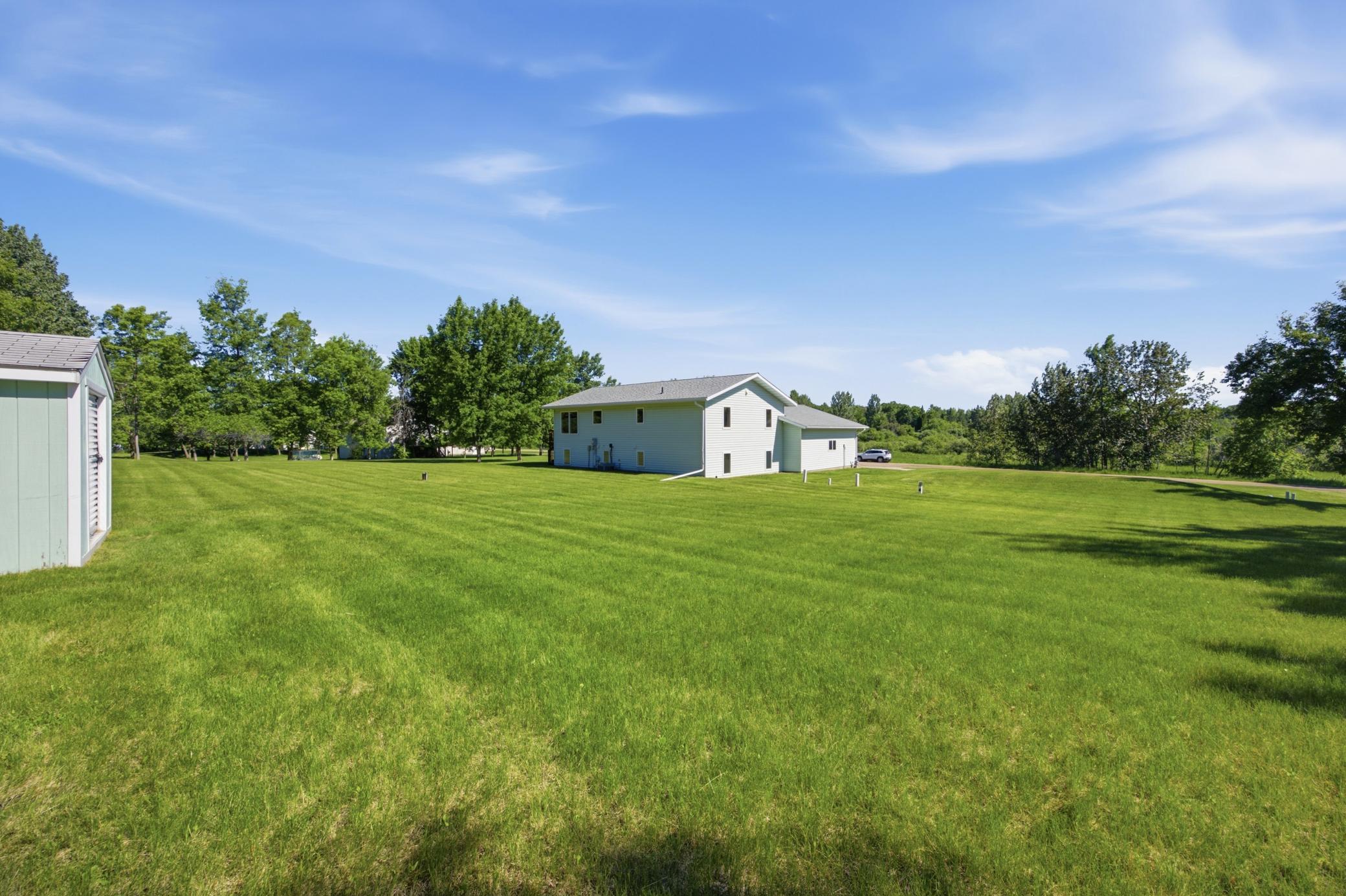 main property photo 40