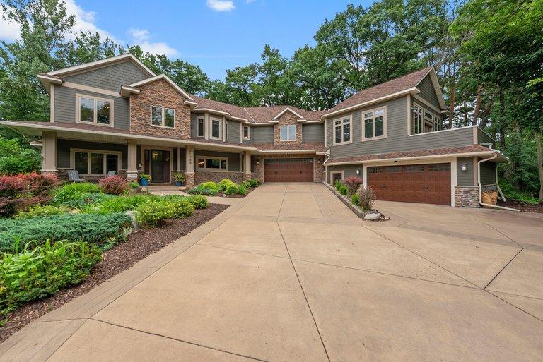 main property photo 79