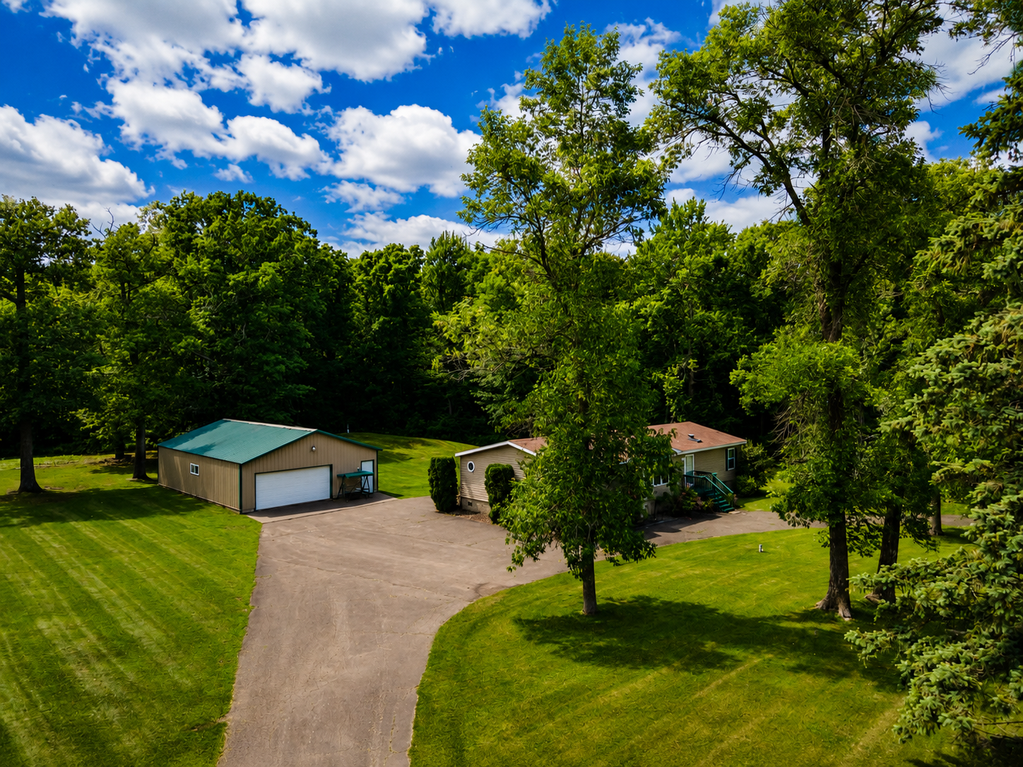 main property photo 16