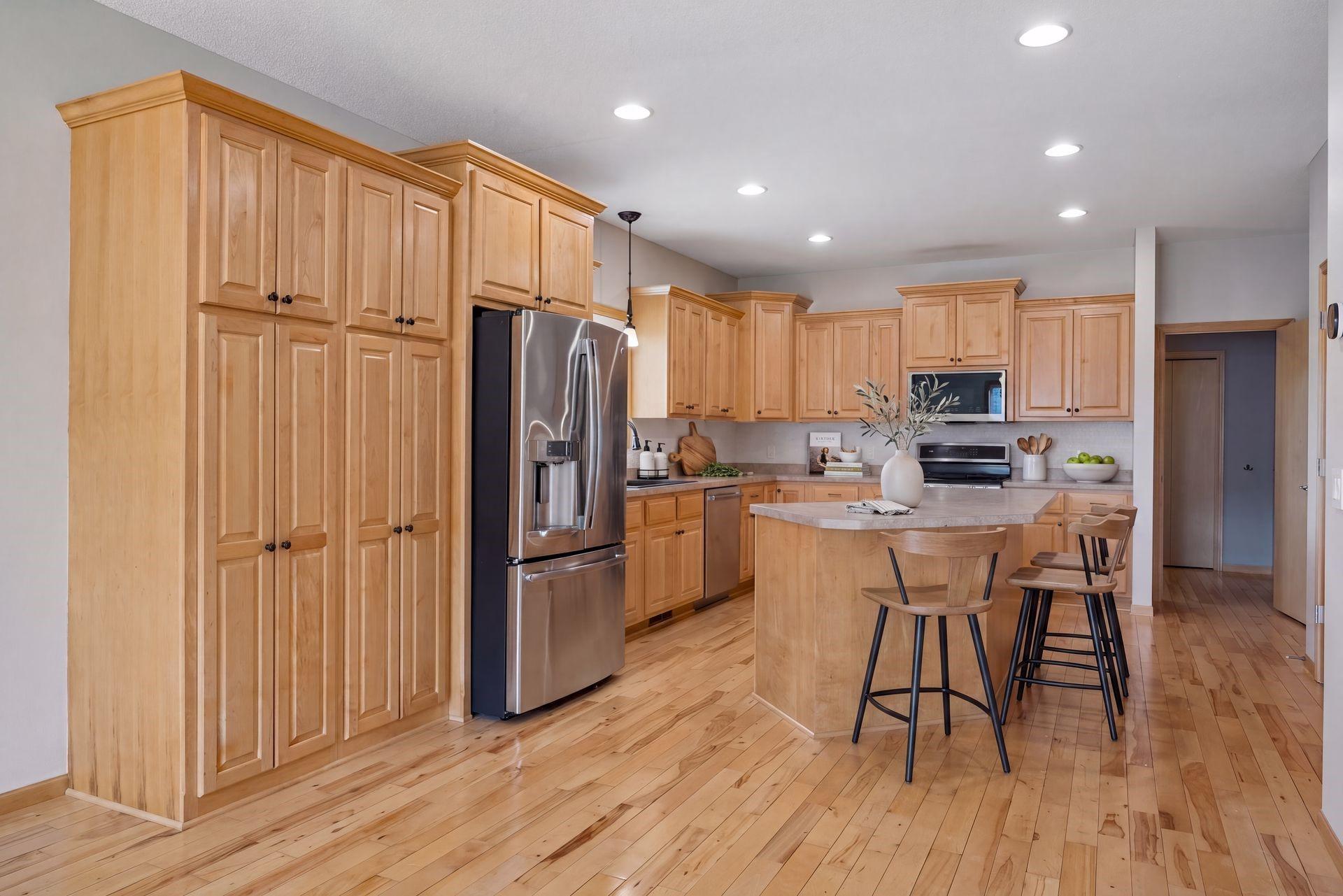 main property photo 14