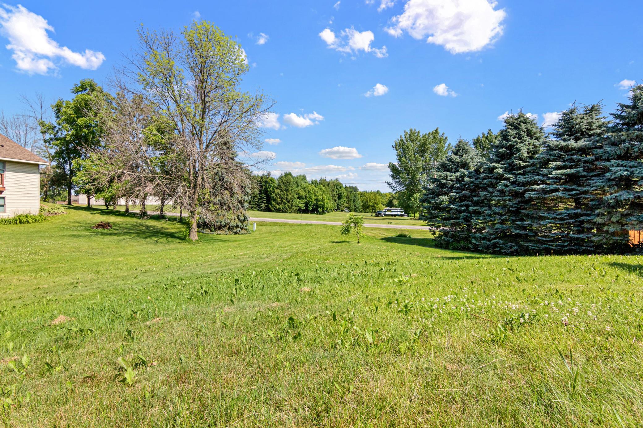 main property photo 22