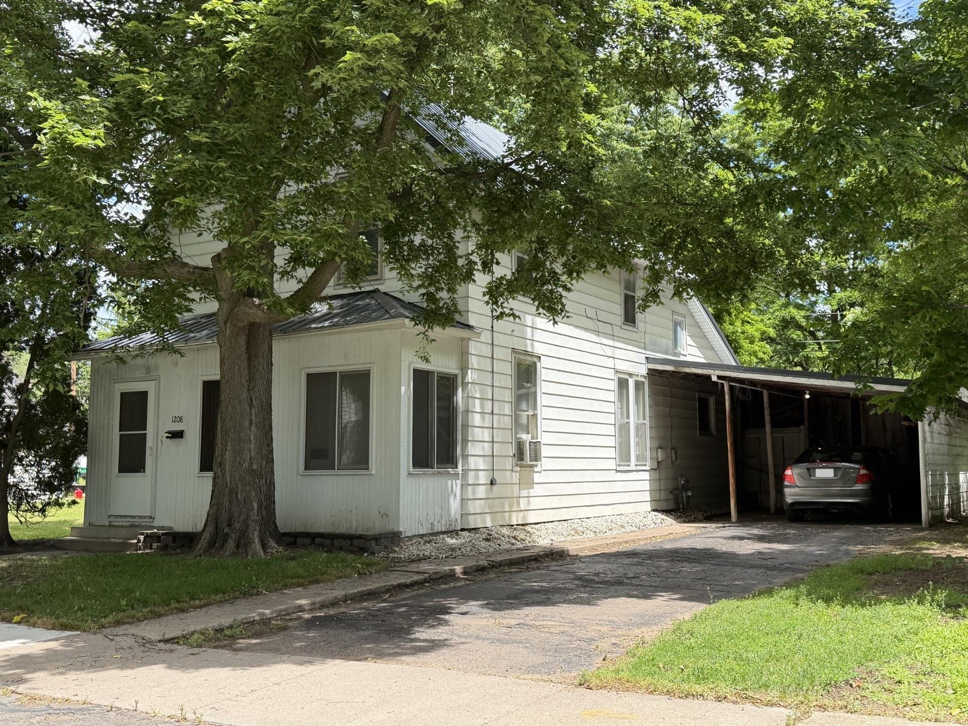 main property photo 21