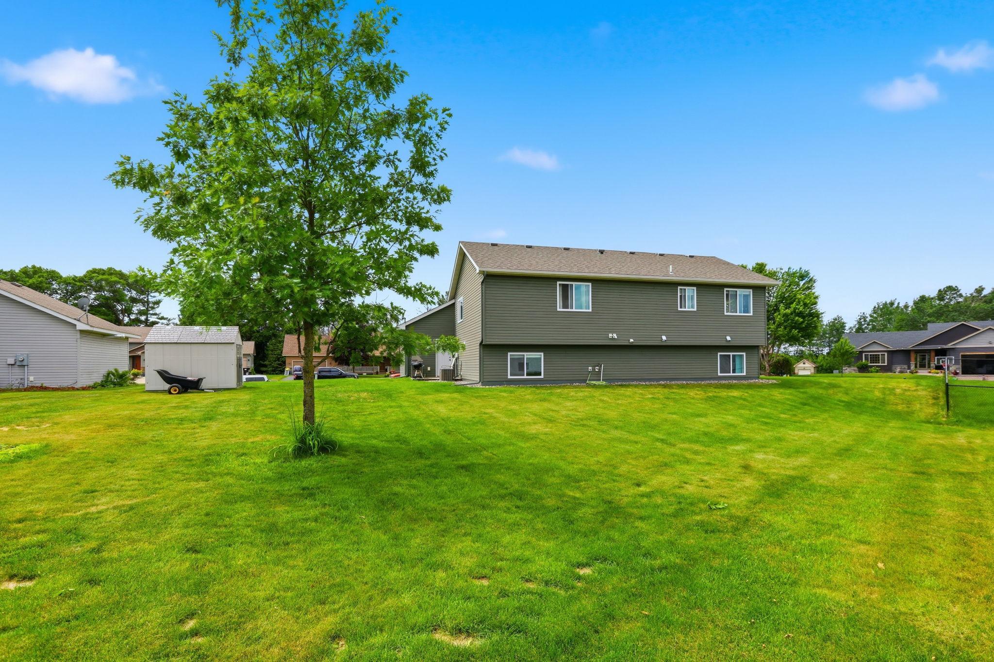 main property photo 33