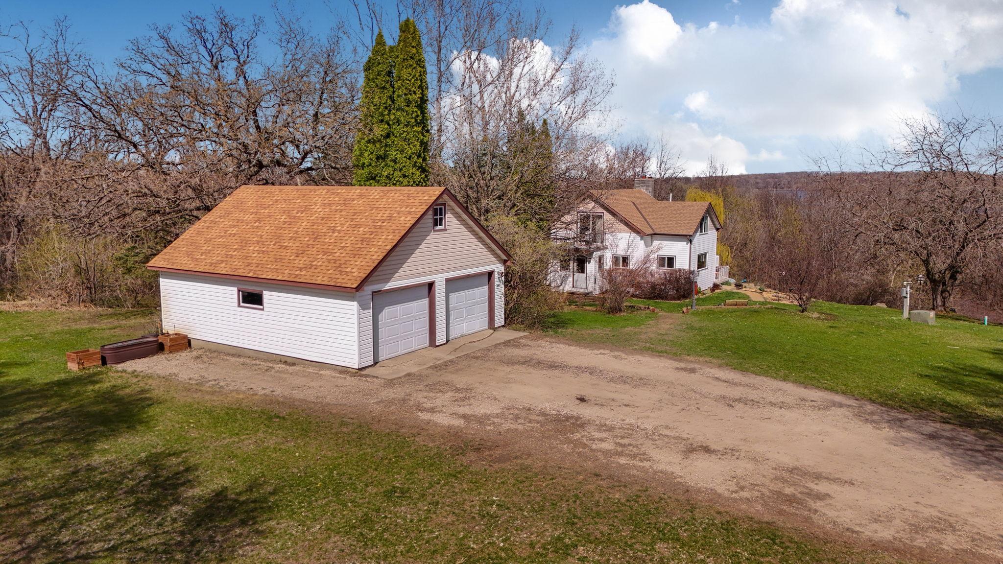 main property photo 54