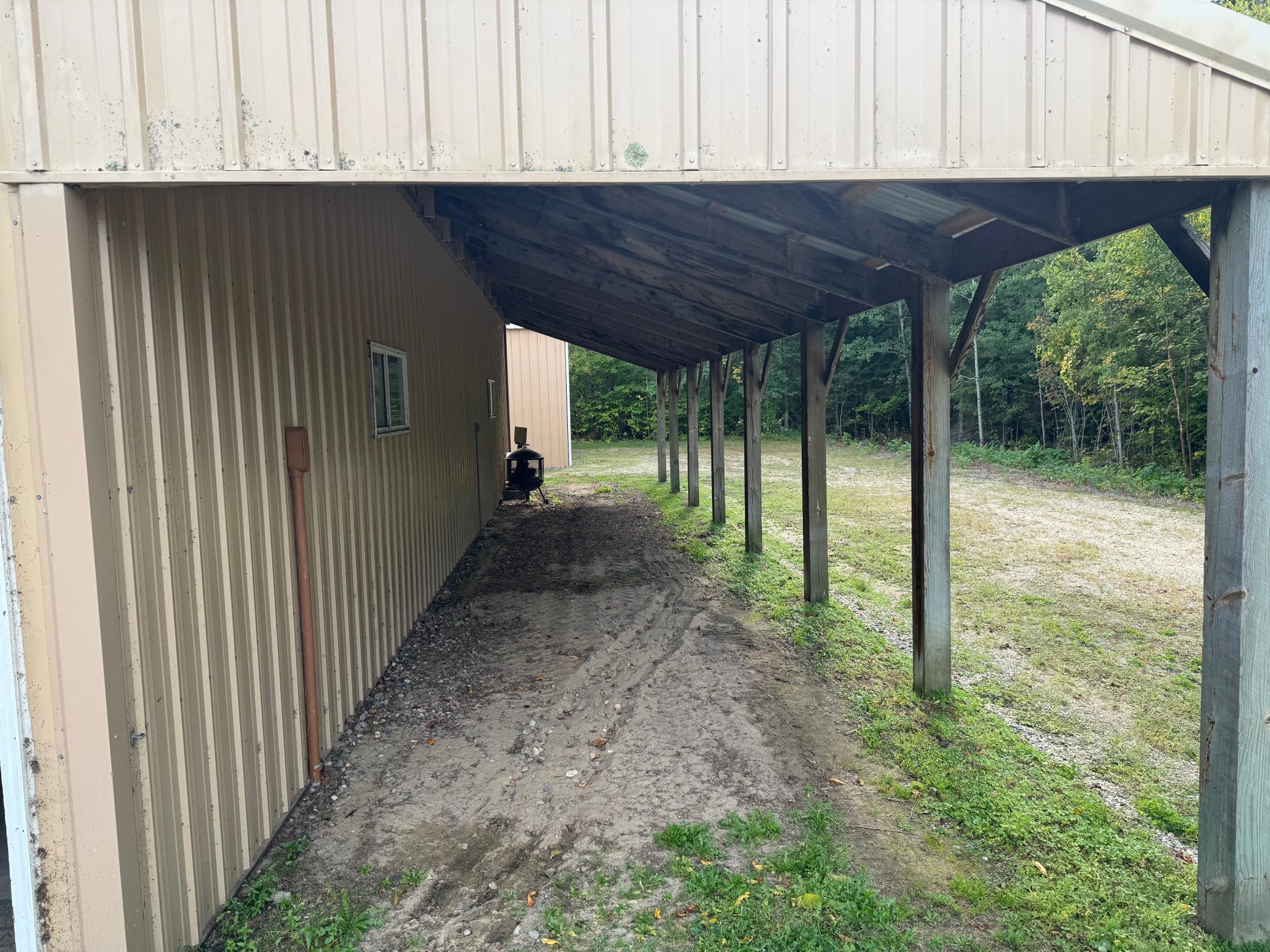 main property photo 88