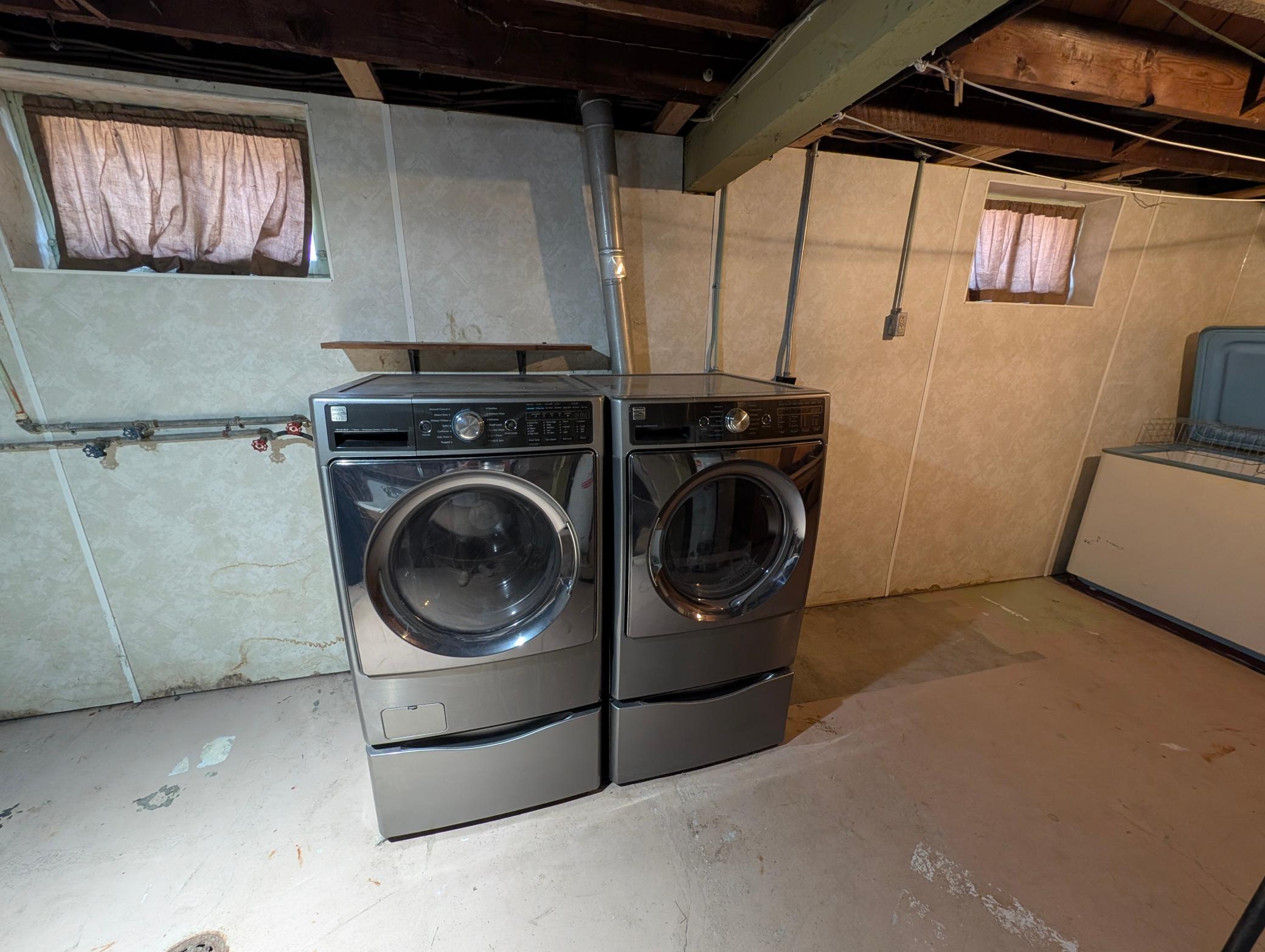 main property photo 25
