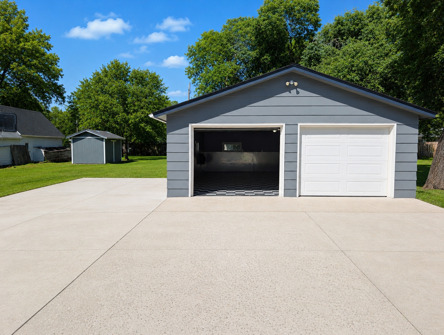 main property photo 27