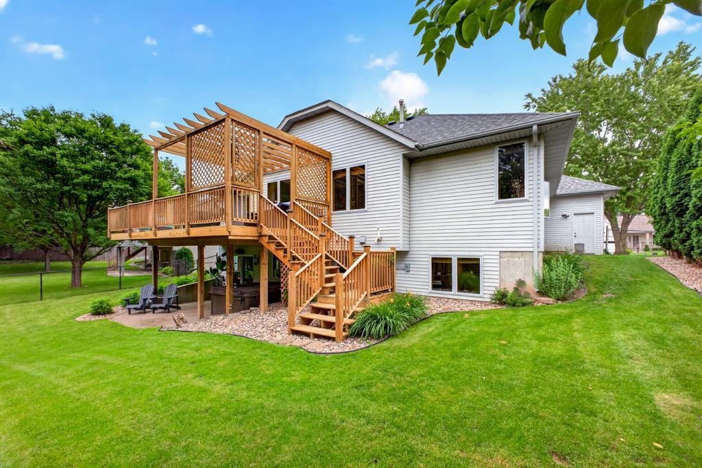 main property photo 5