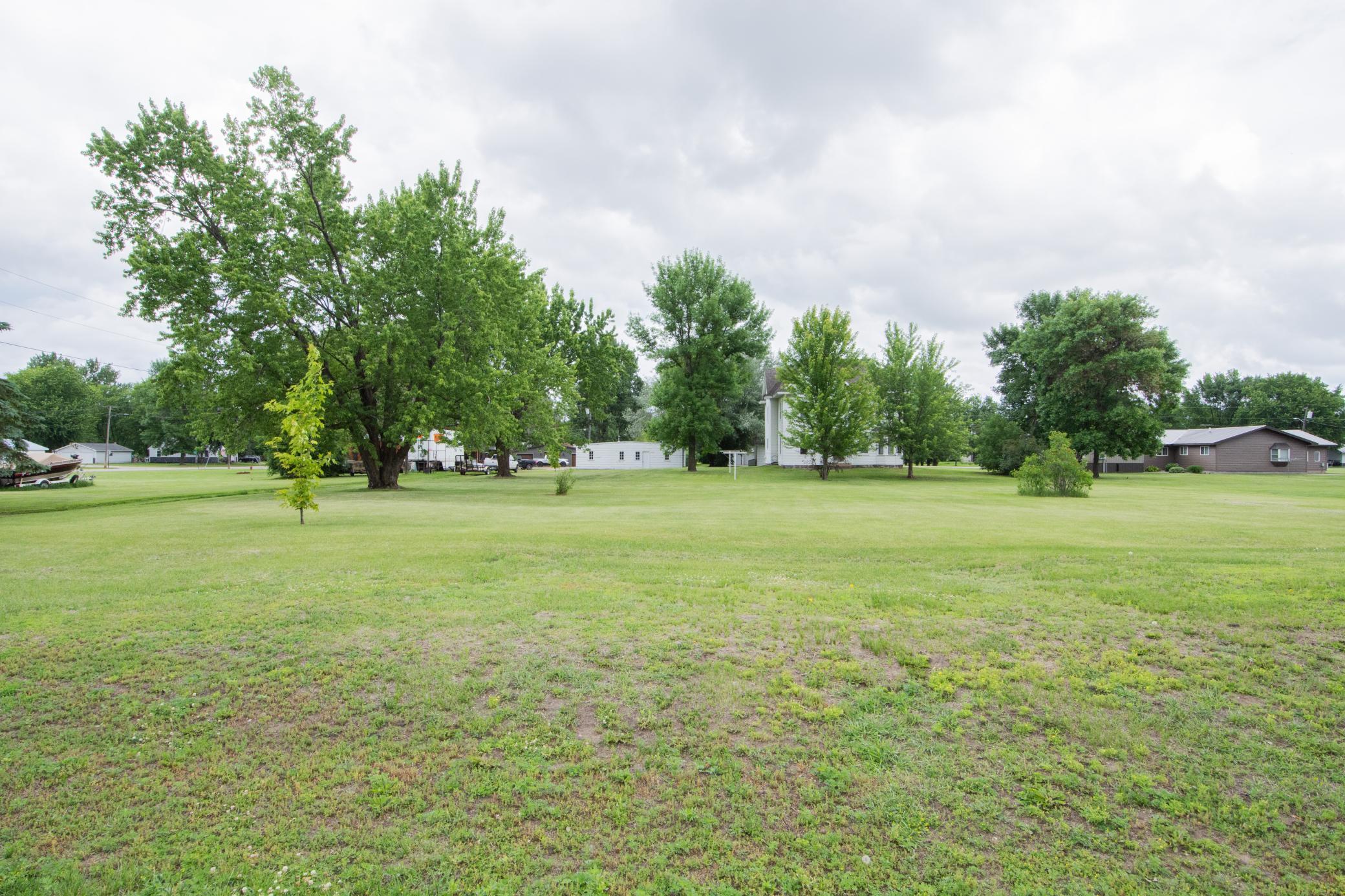 main property photo 12