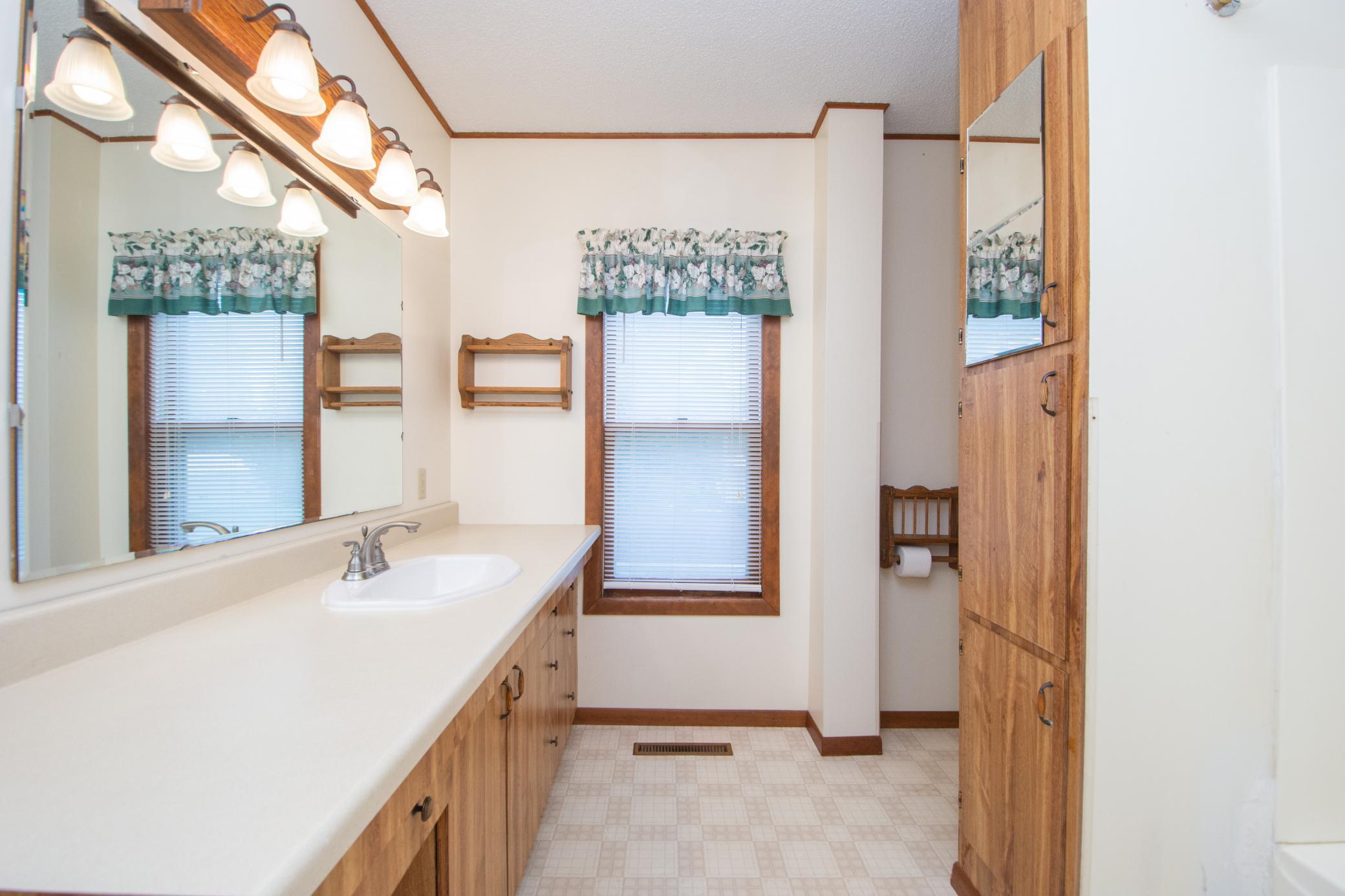 main property photo 59