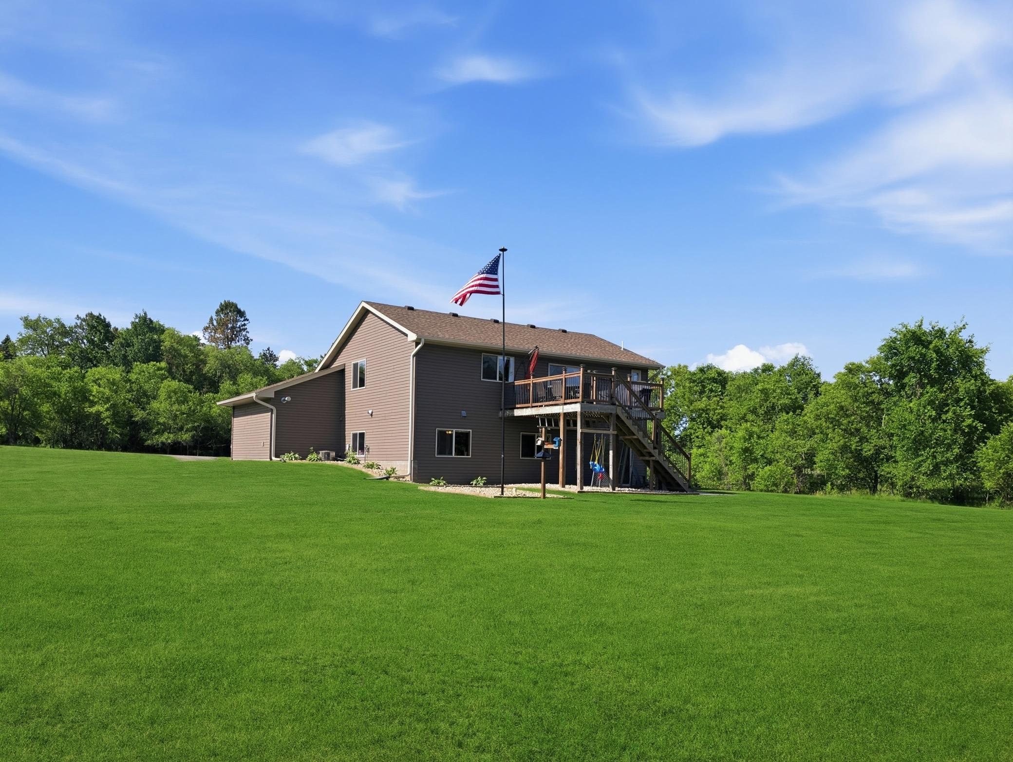 main property photo 29