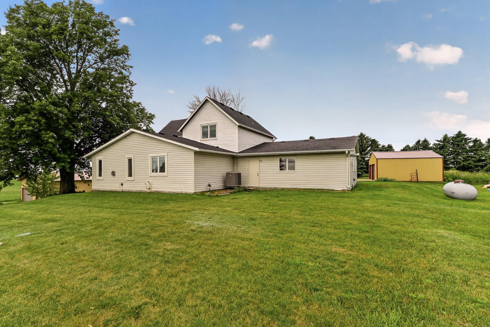 main property photo 34