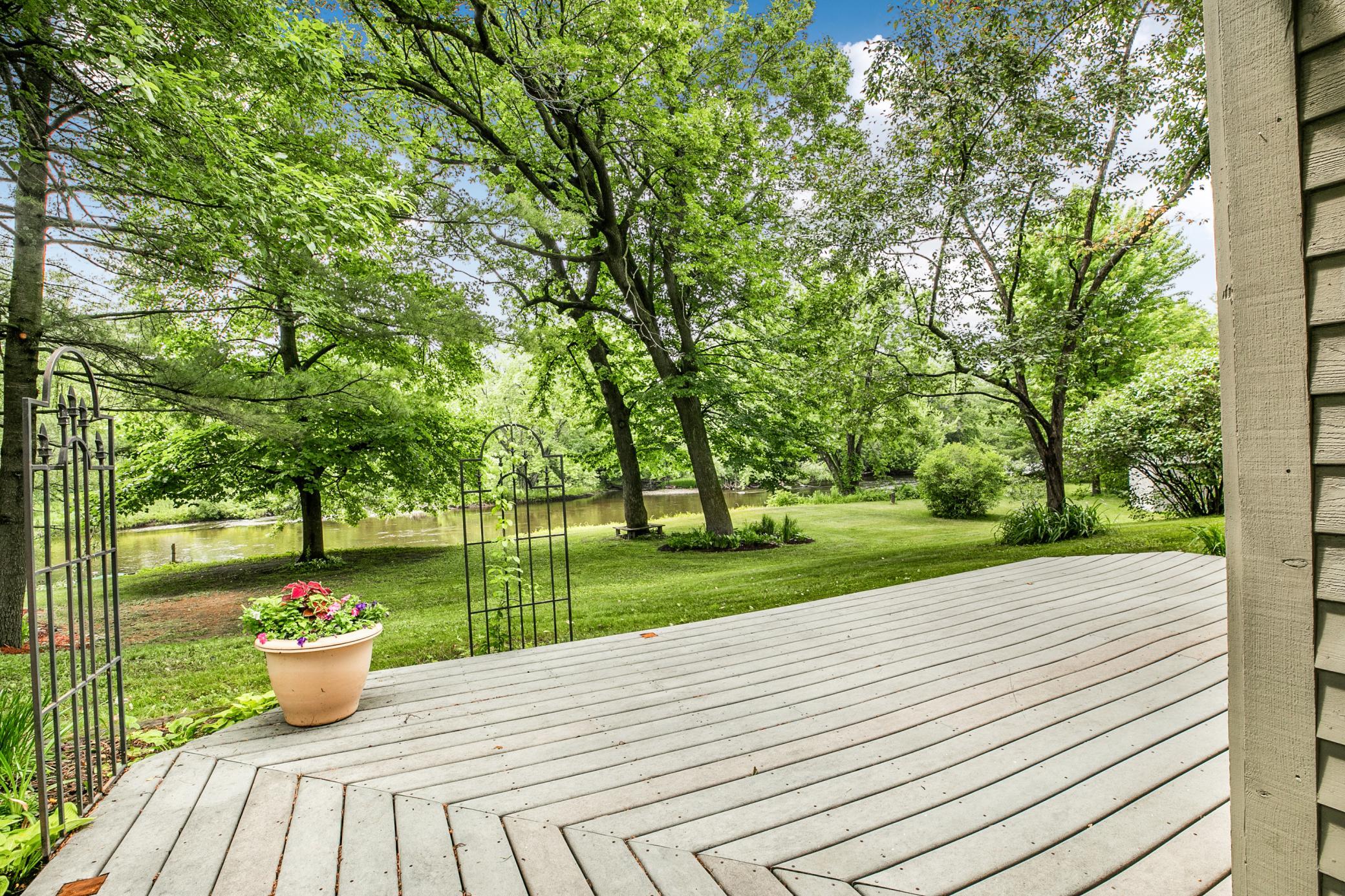main property photo 7