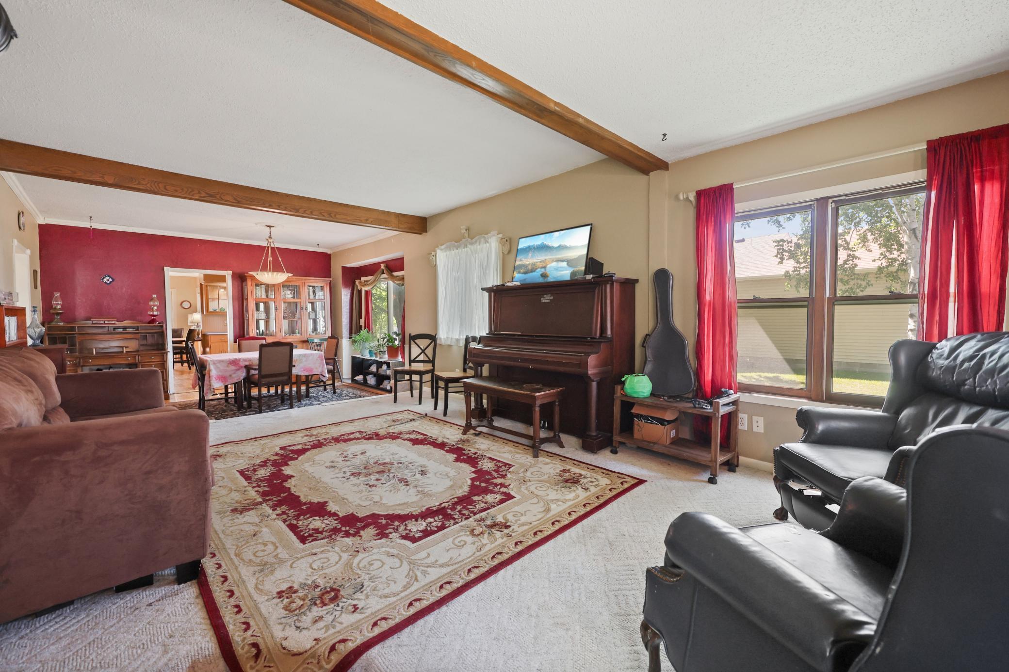 main property photo 23