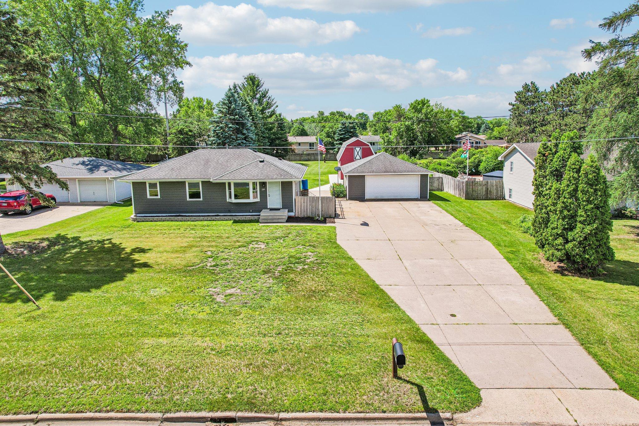 main property photo 42