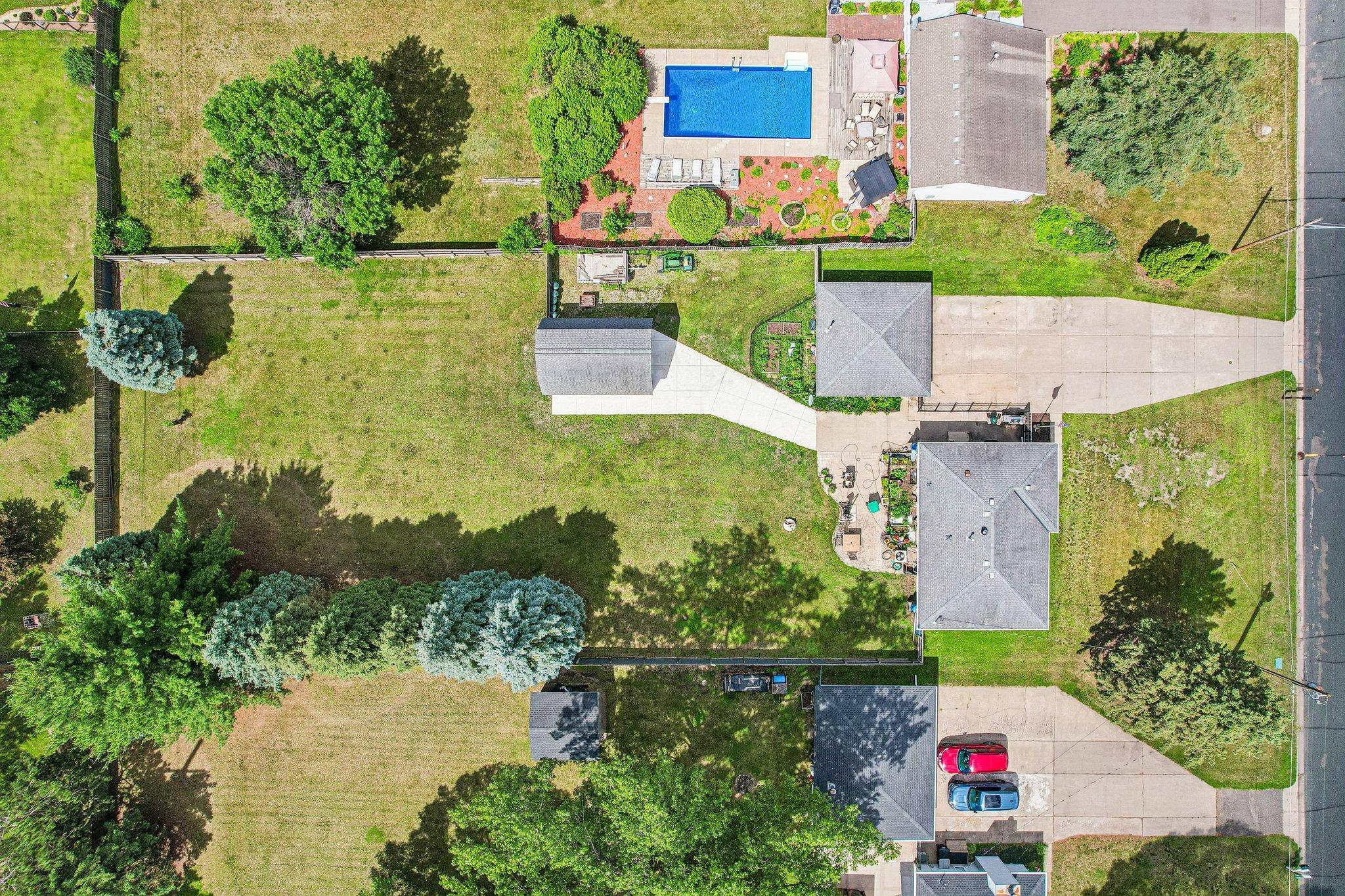 main property photo 51