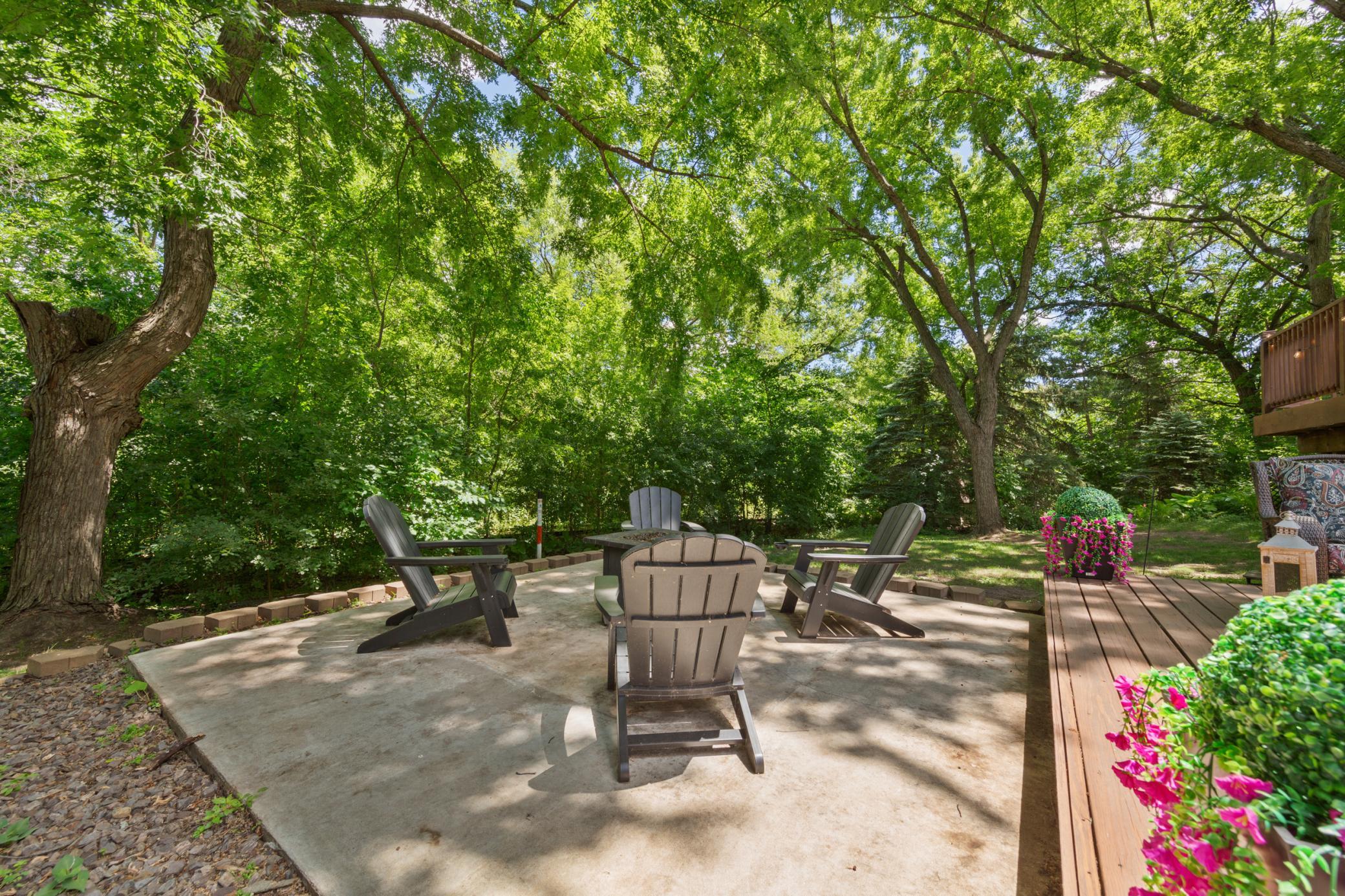 main property photo 50