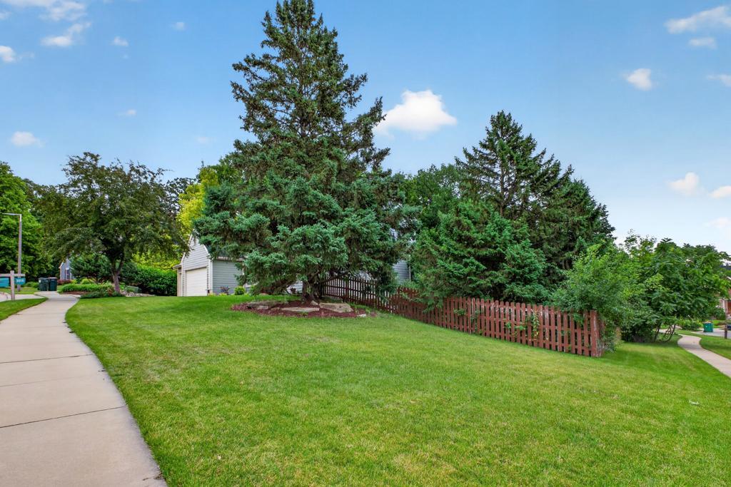 main property photo 54