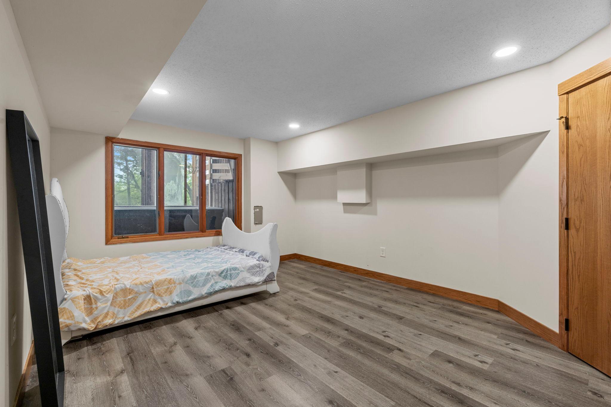 main property photo 73