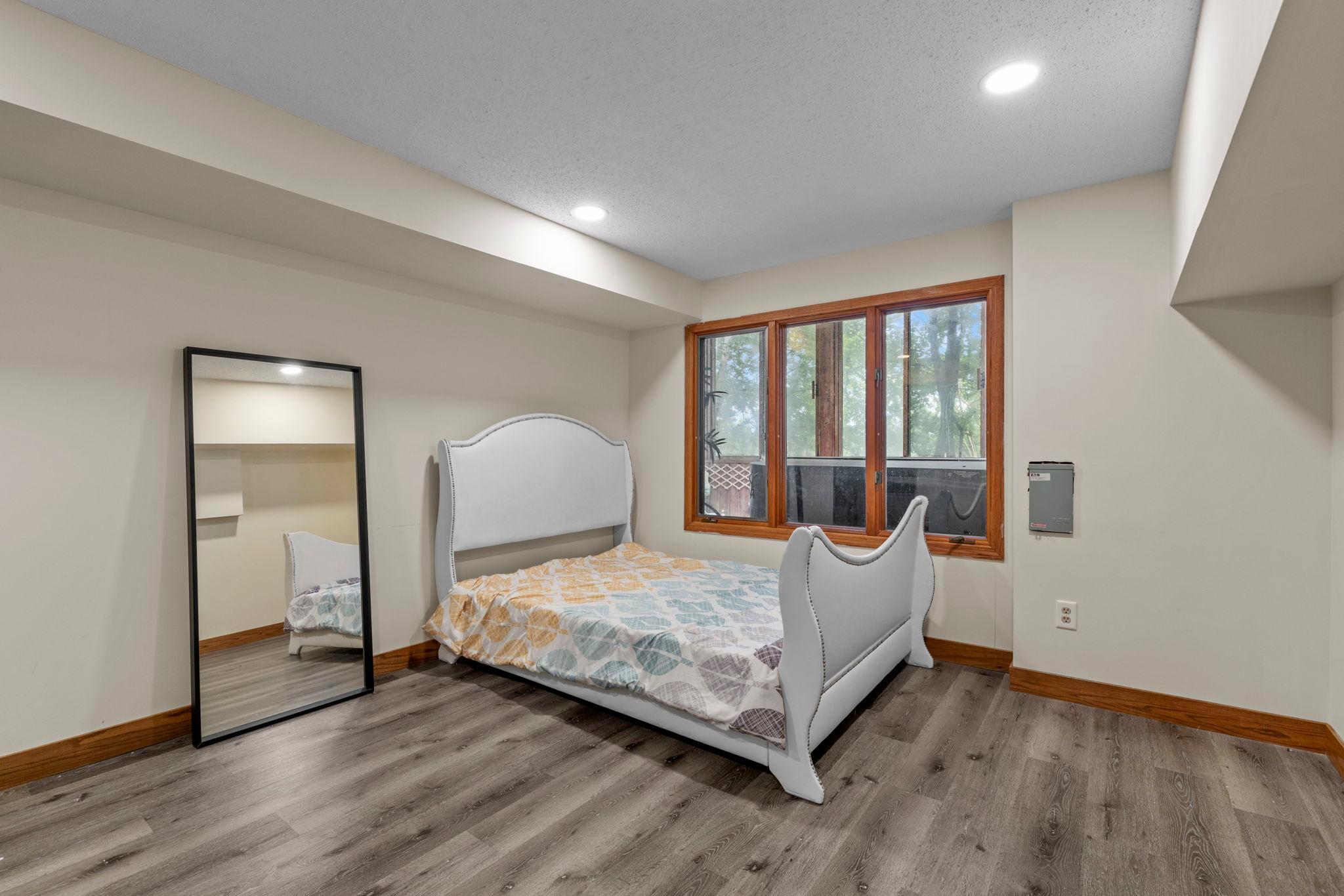 main property photo 75