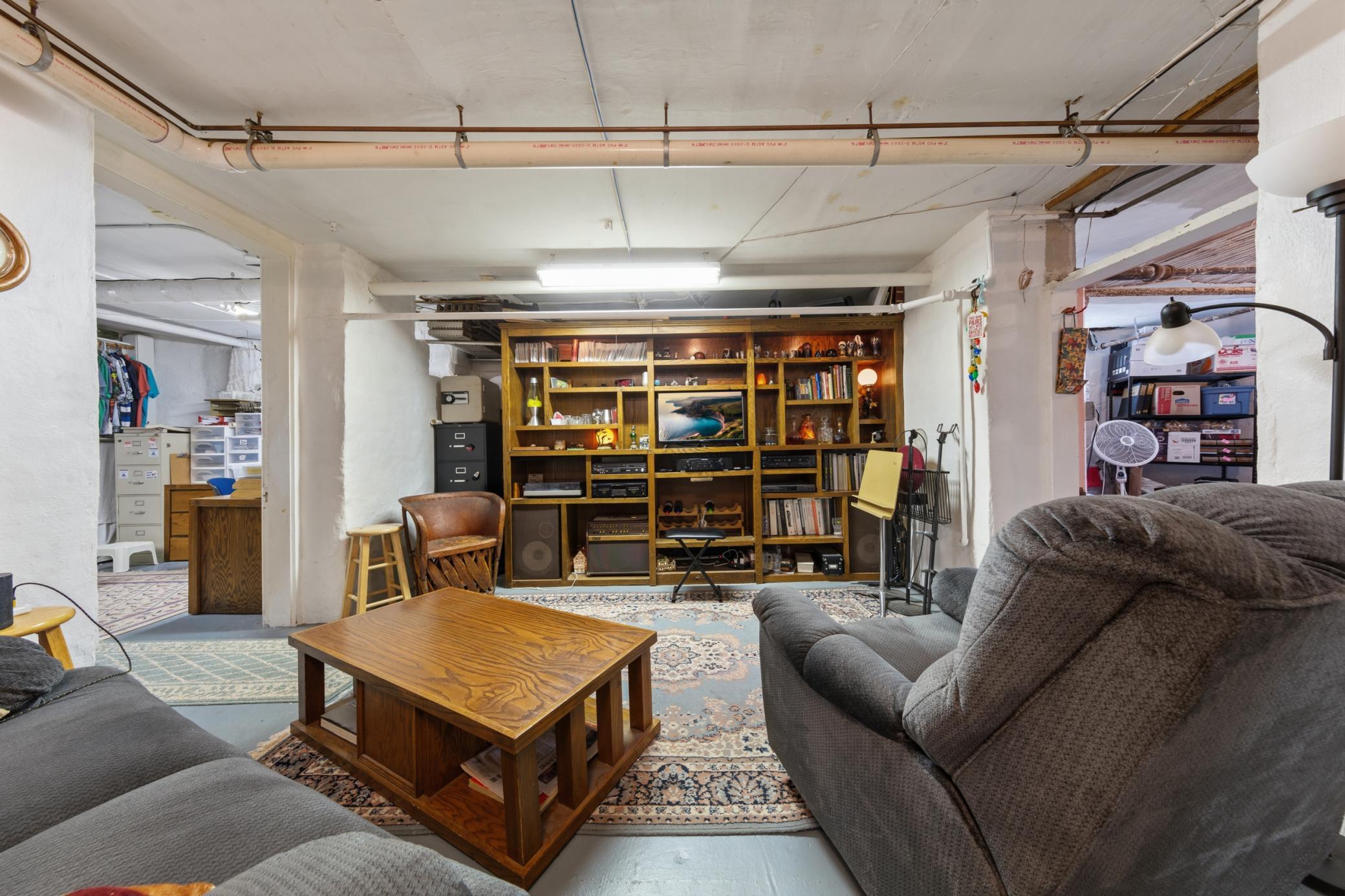 main property photo 58
