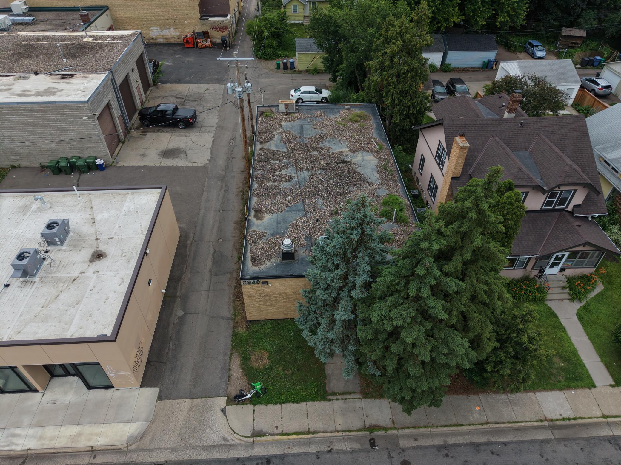 main property photo 38