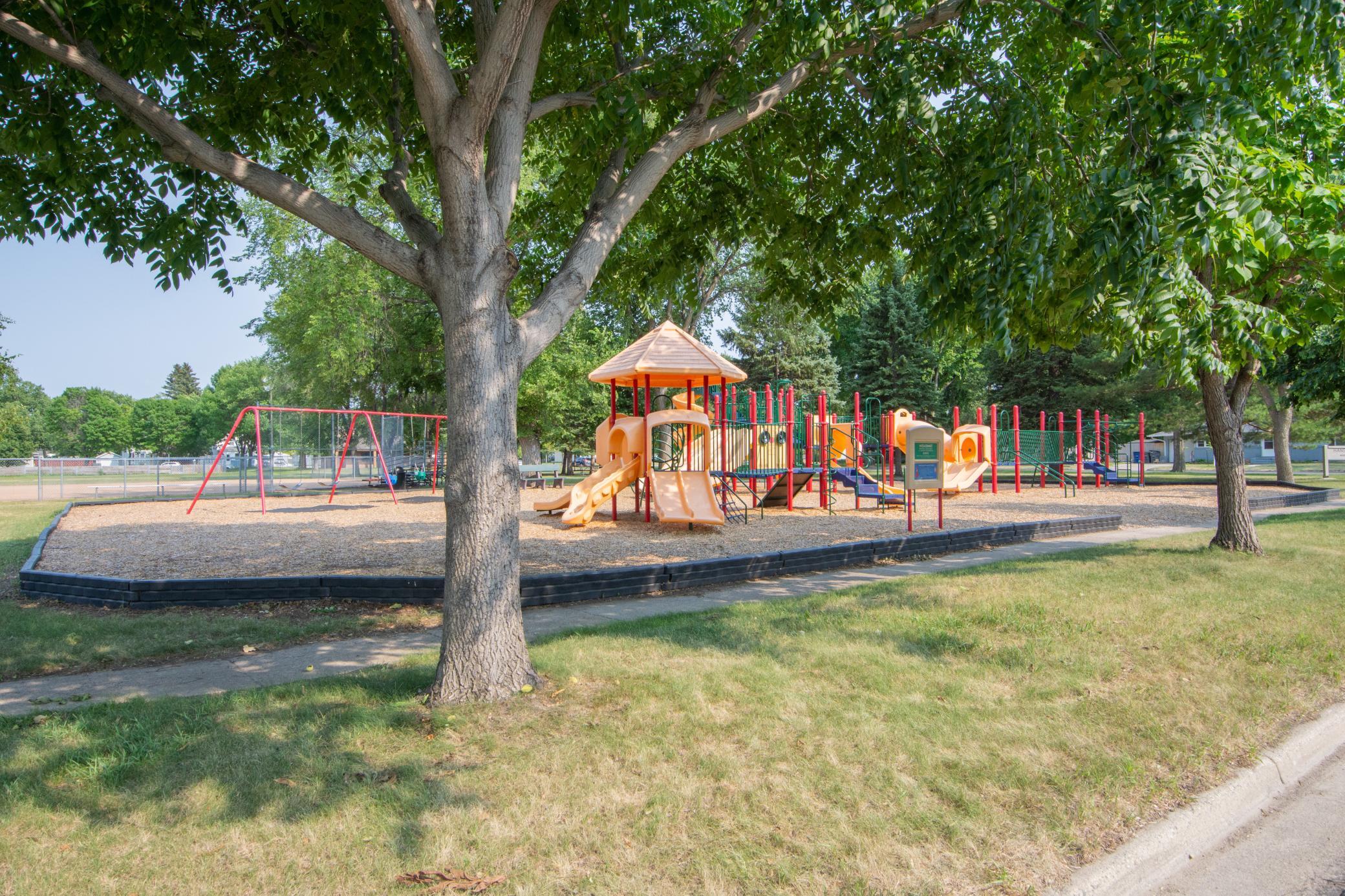 main property photo 38