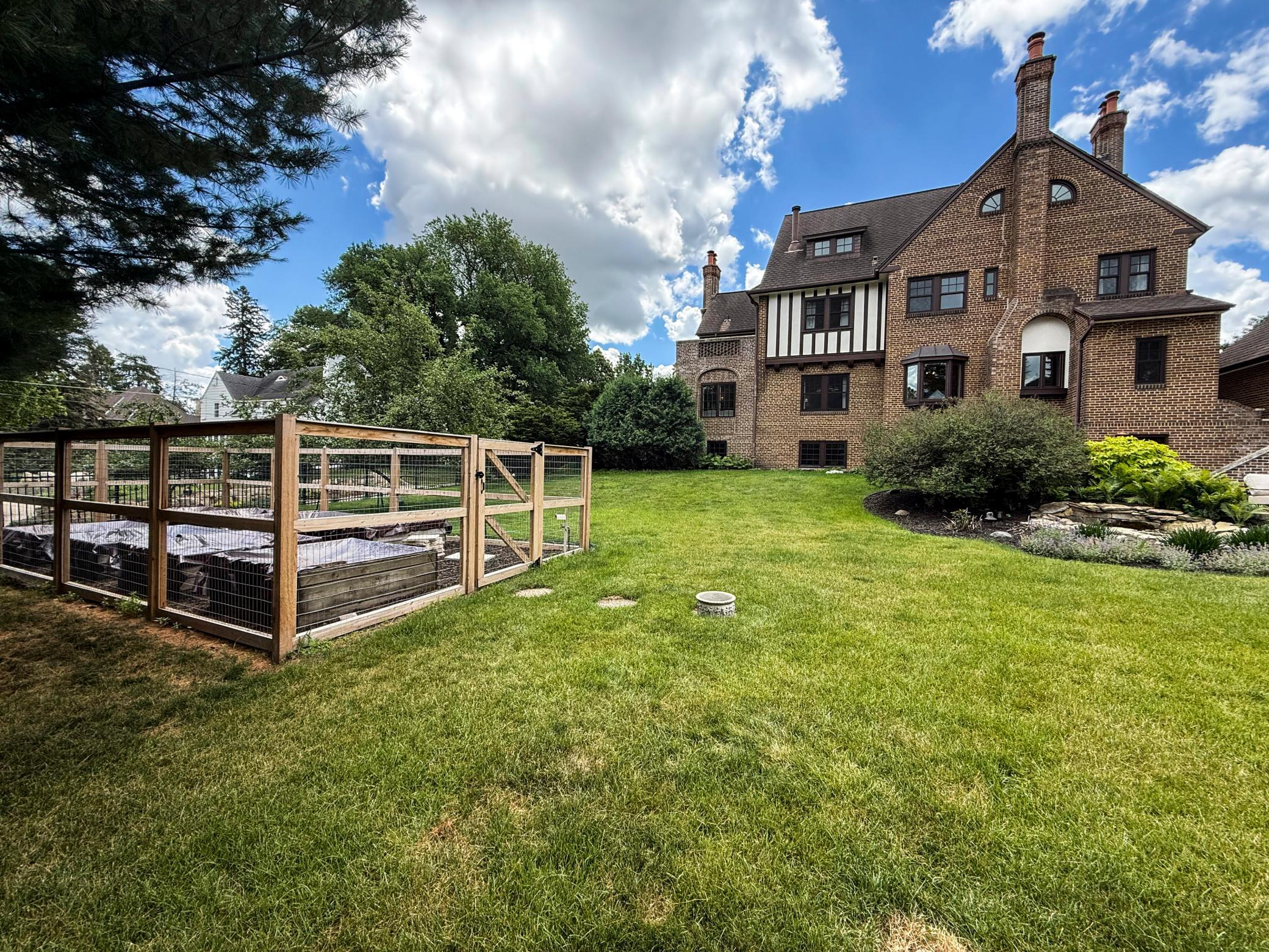 main property photo 60