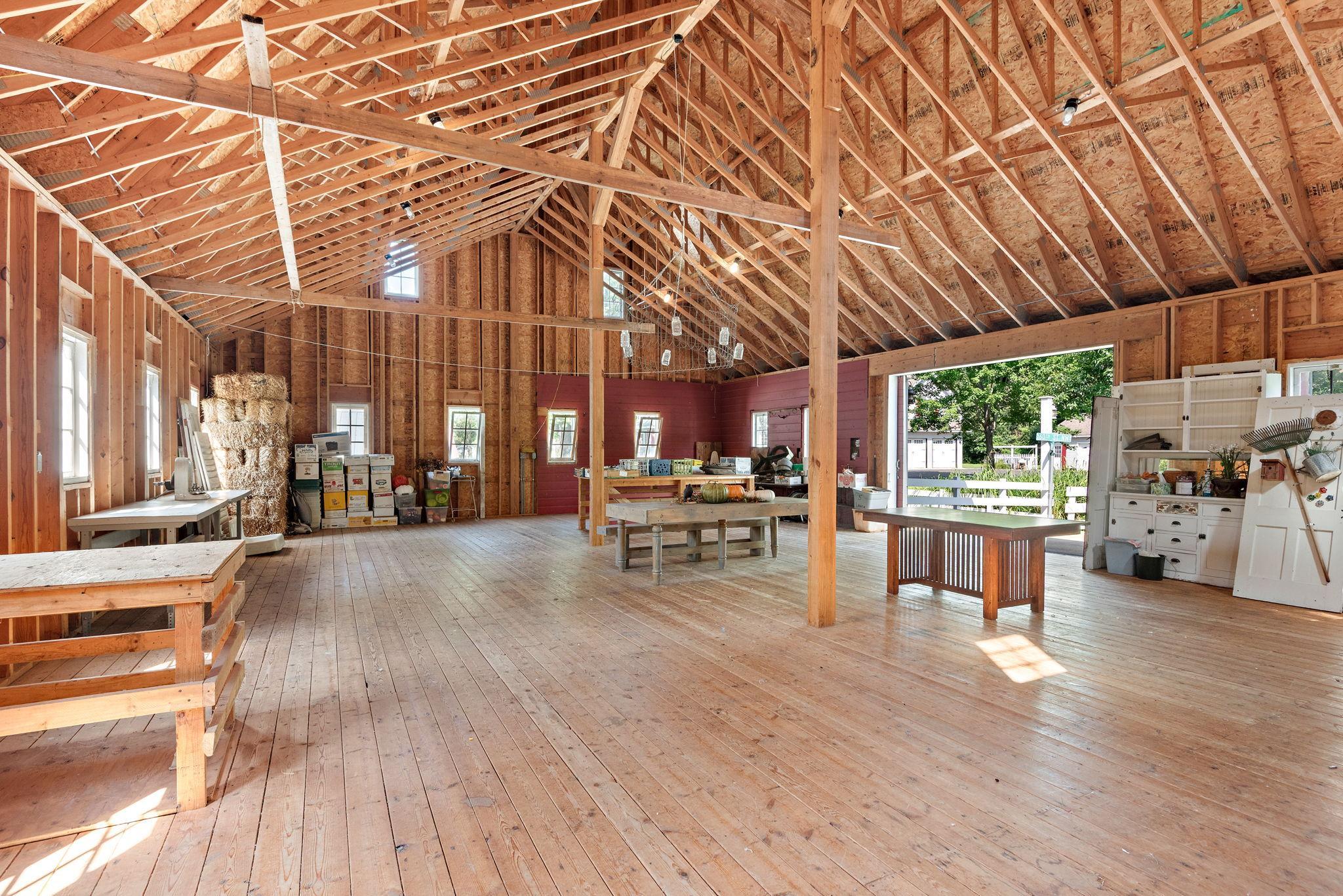 main property photo 47